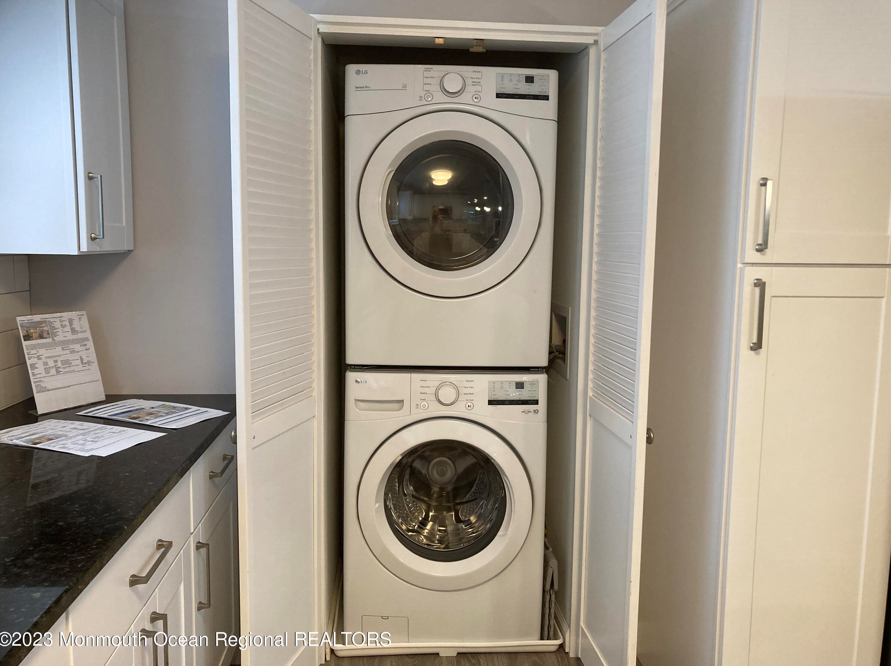 16 Canterbury Ln, Toms River NJ  08757-6503 exterior