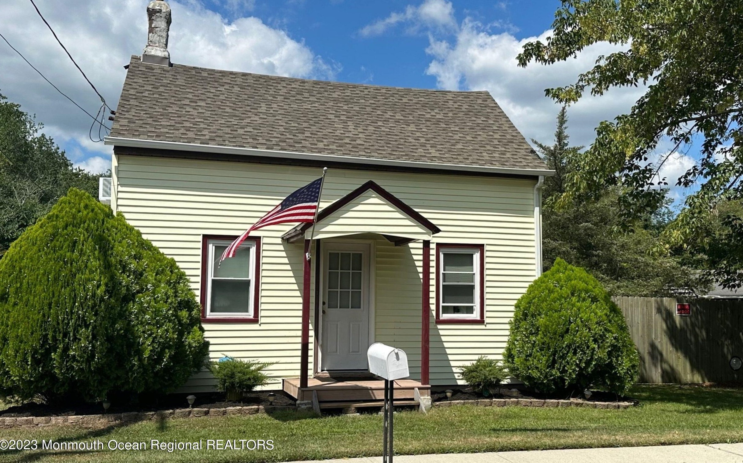 224 Western Ave, Tuckerton, NJ 08087-2023