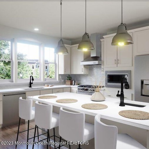 156 W Front St #12, Keyport, NJ 07735