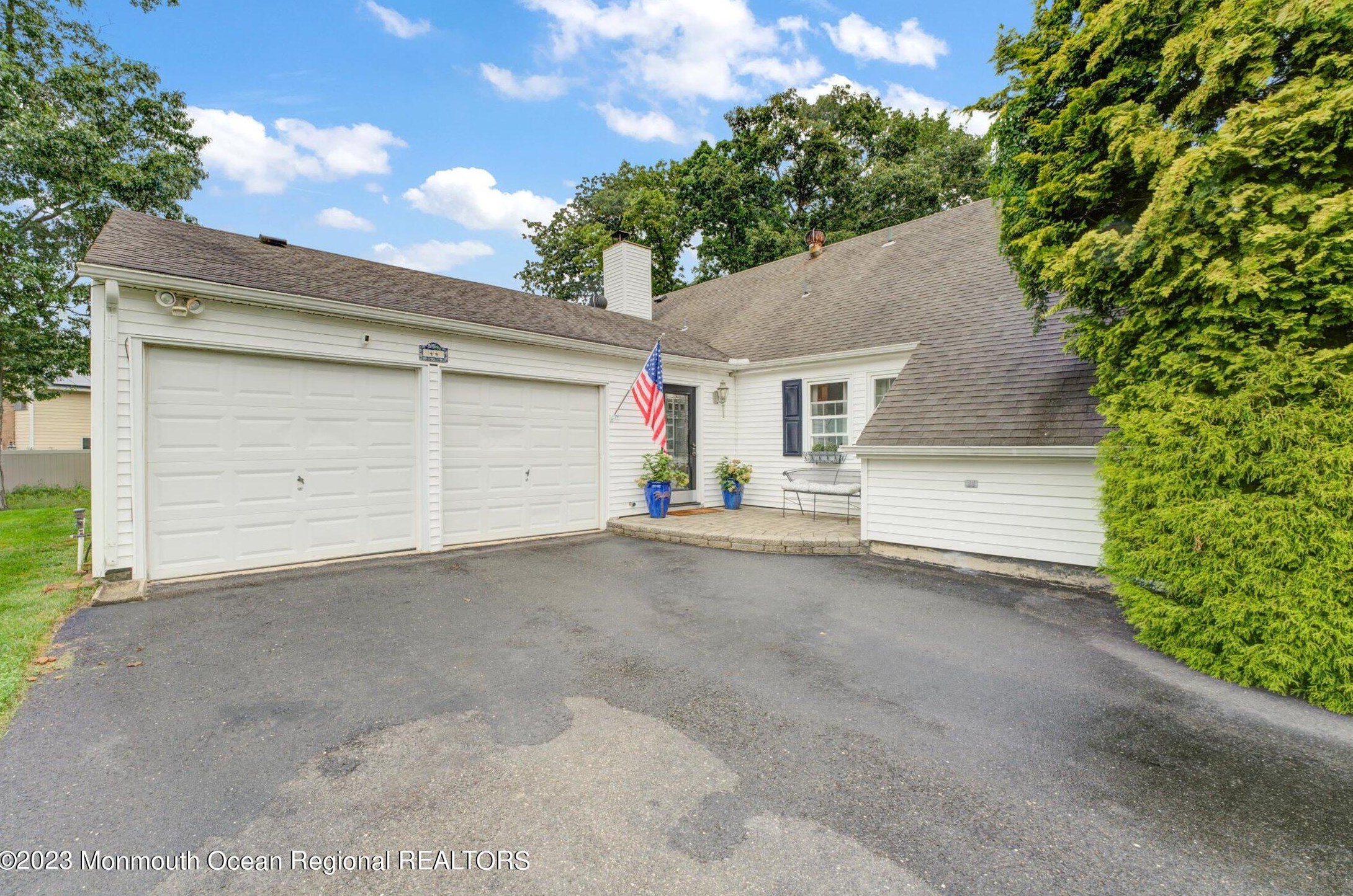 44 Buckingham Dr, Jackson Twp, NJ 08527