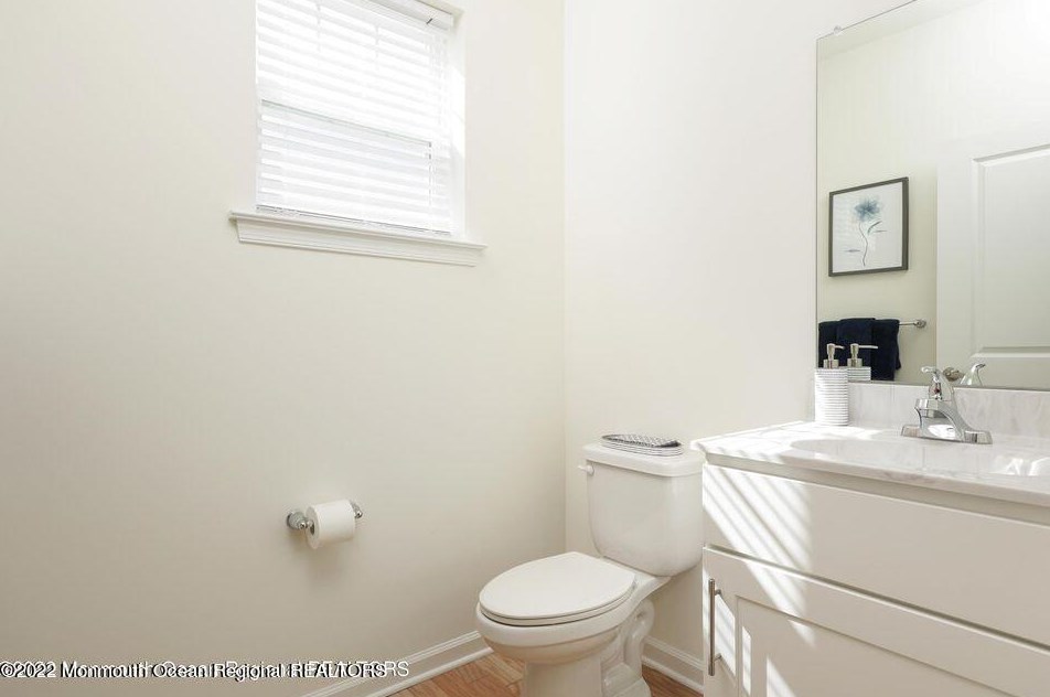 410 2 Ave, Toms River NJ 08757-4815 exterior