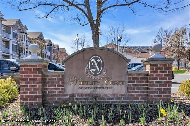 7 Centre St #3104, Tinton Falls, NJ 07712