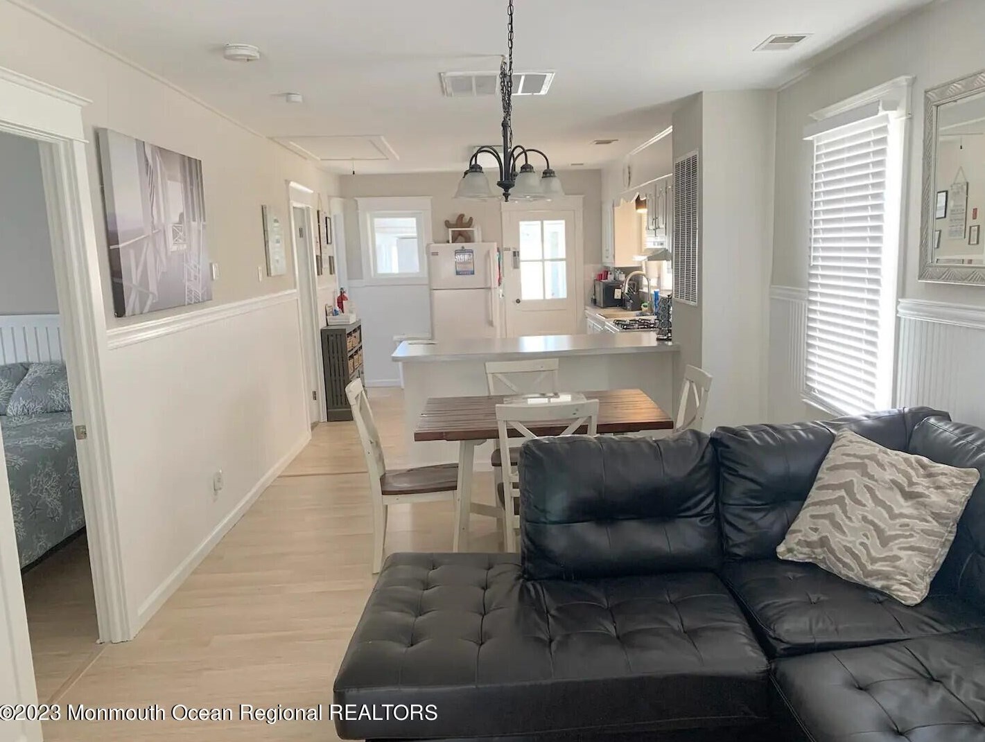 28 Kearney Ave, Pelican Island, NJ 08751