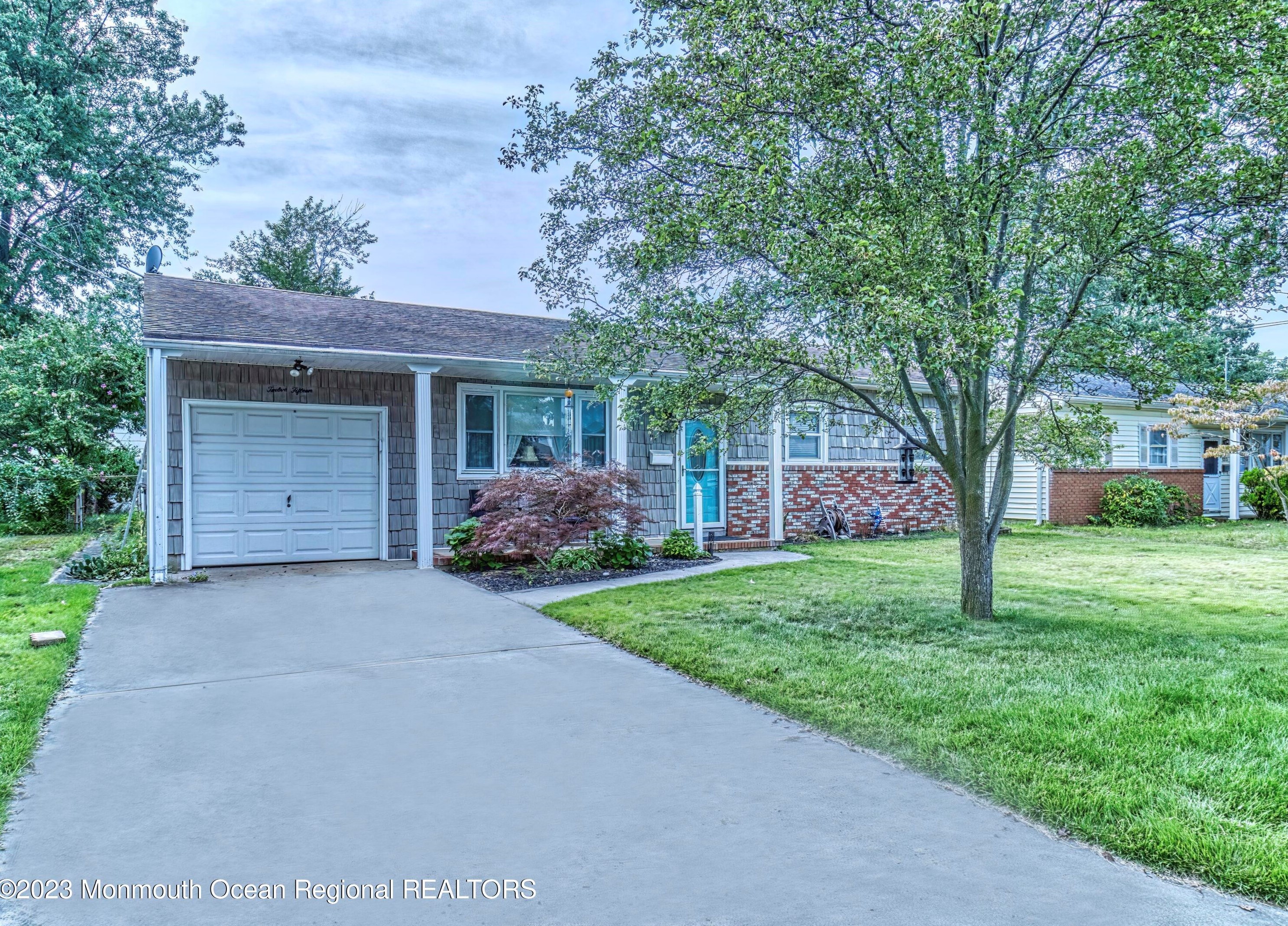 1215 Curtis Ave, Point Pleasant Beach, NJ 08742
