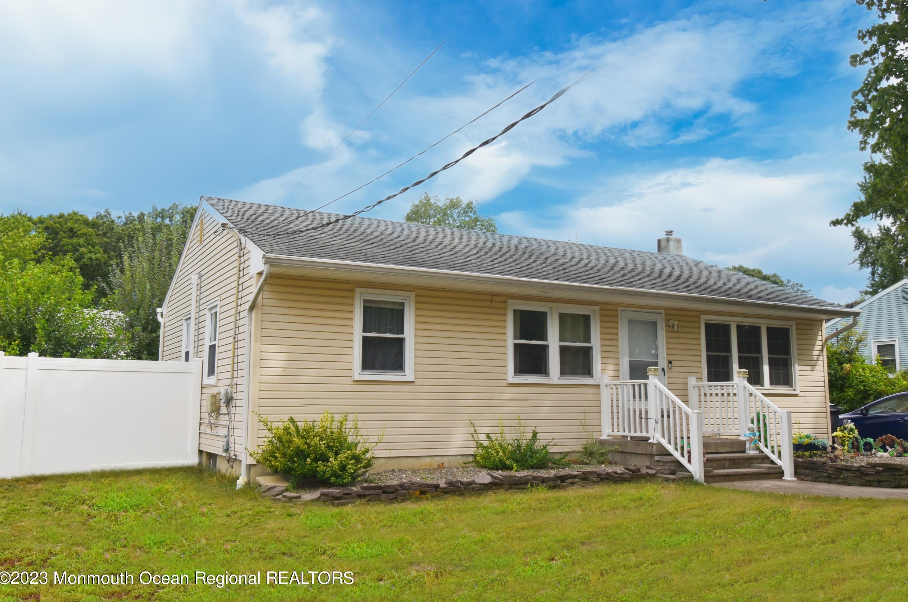 840 Raleigh Dr, Toms River, NJ 08753-5674