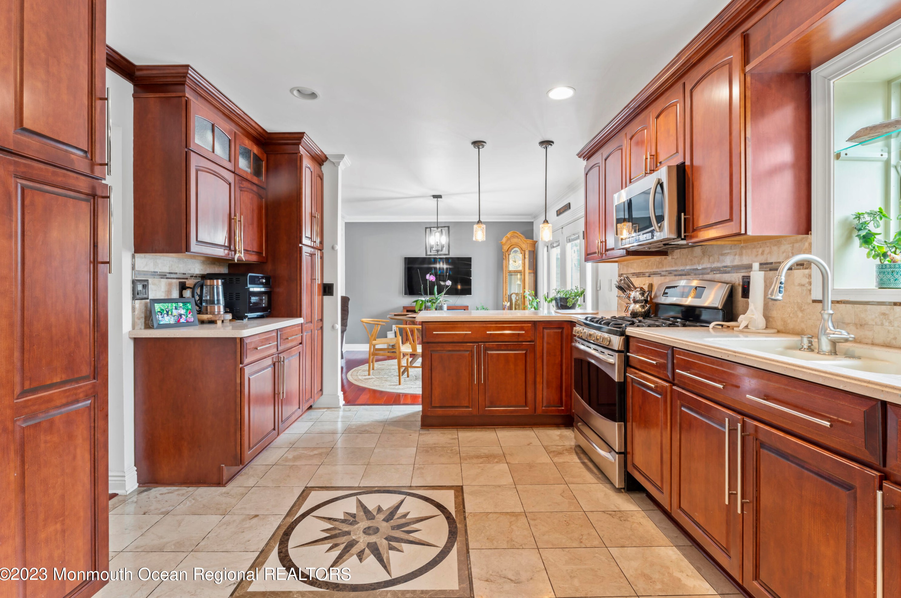 1143 Bay Ave, Toms River, NJ 08753-3705