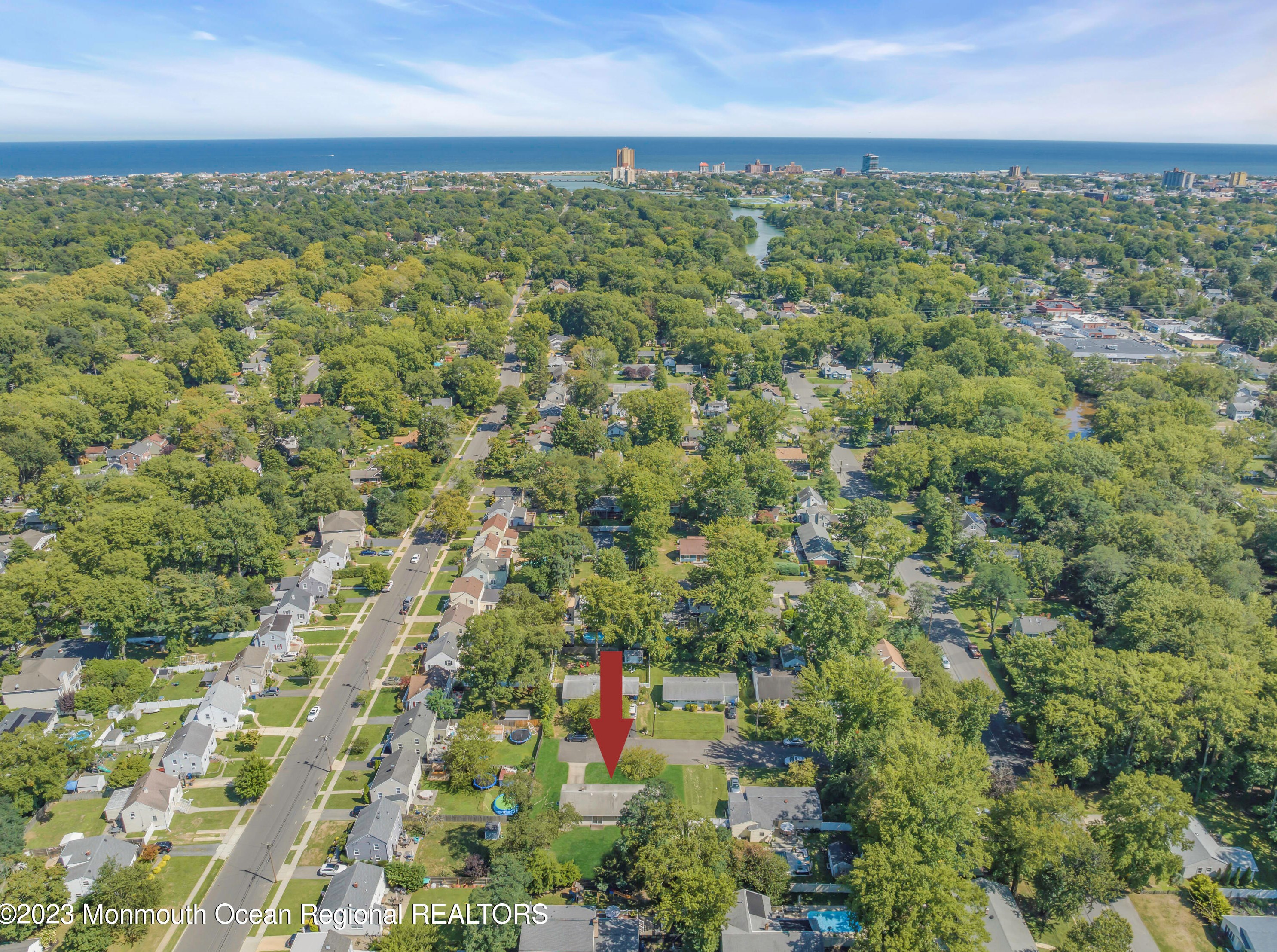 1507 Birch Ave, Tinton Falls, NJ 07712