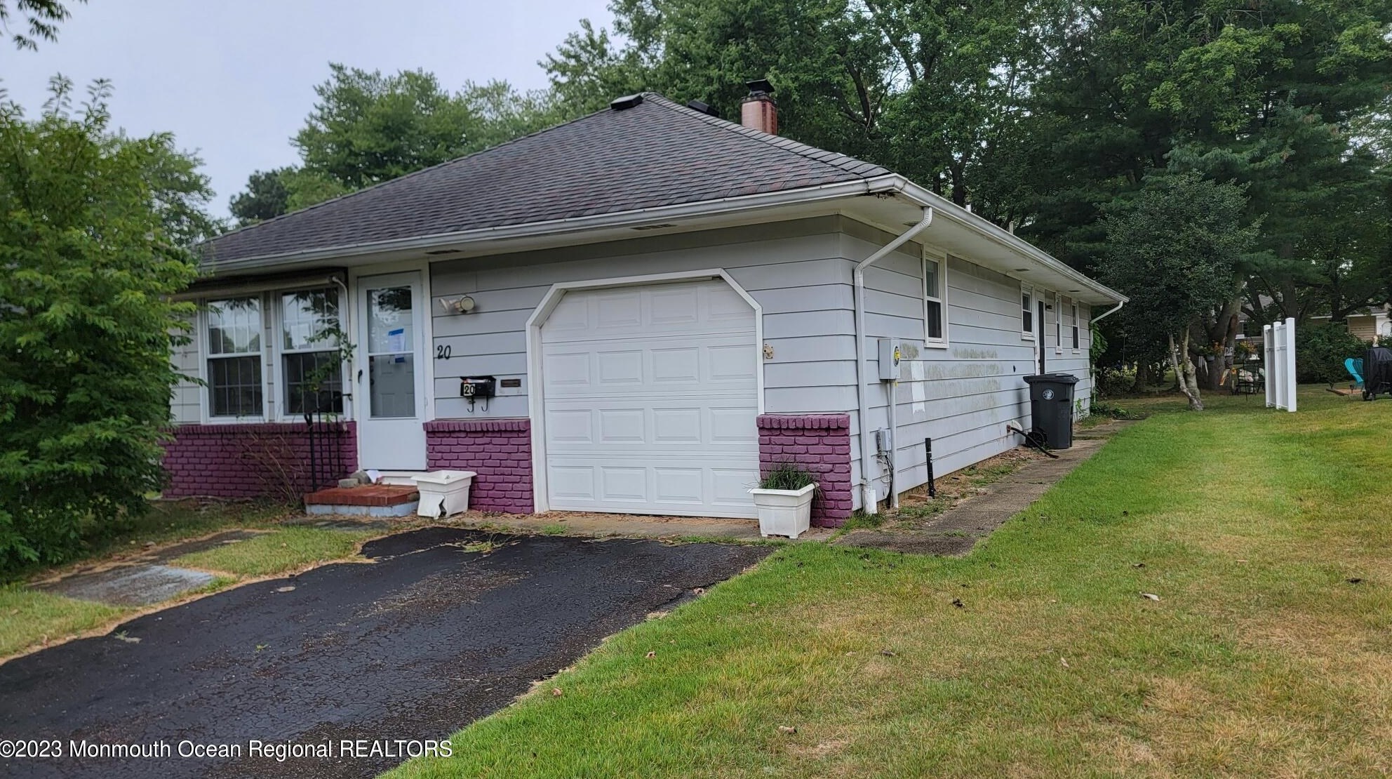 20 Mount Katadin Dr, Toms River, NJ 08753-1434