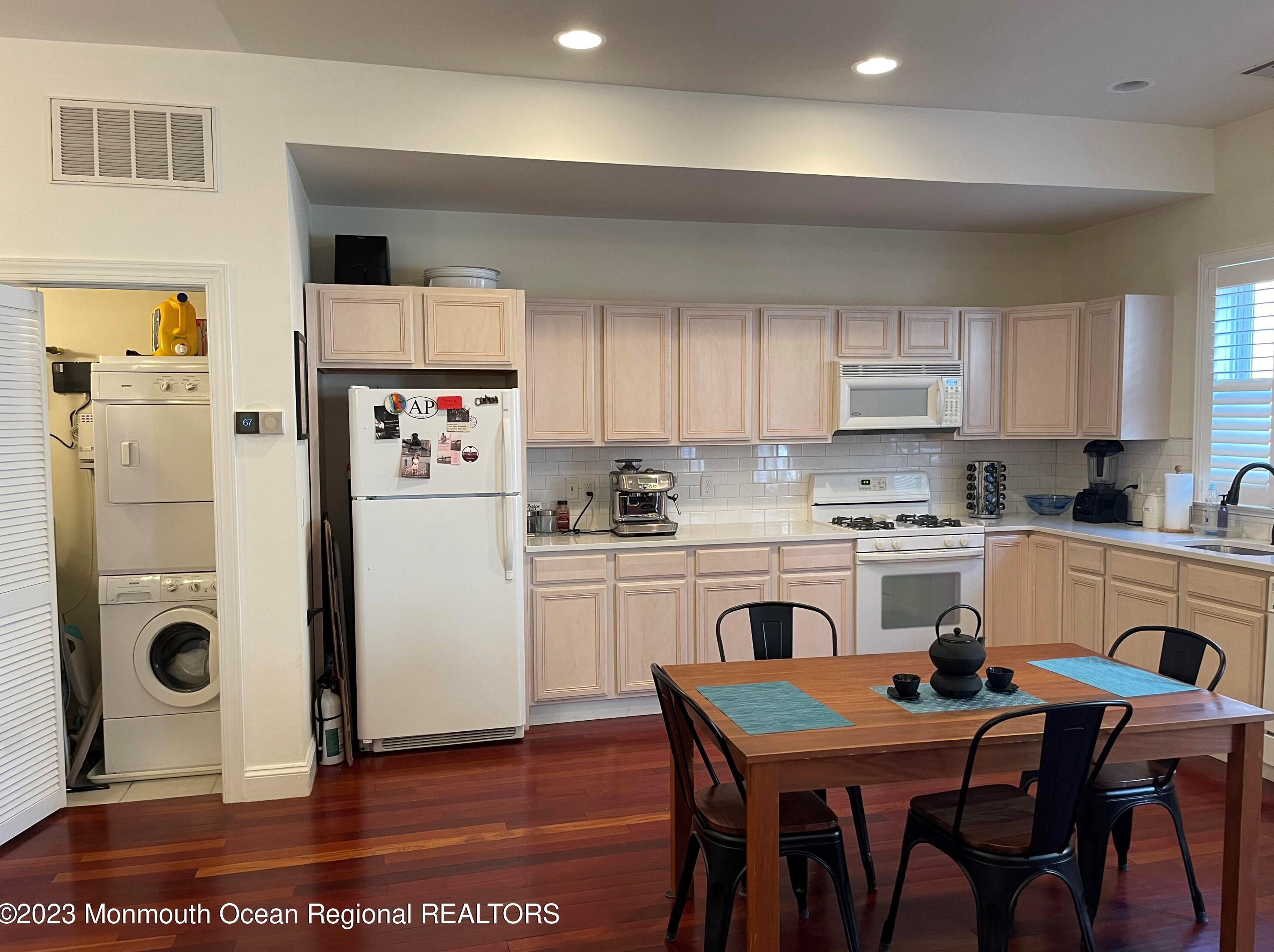 910 Main St #2b, Tinton Falls, NJ