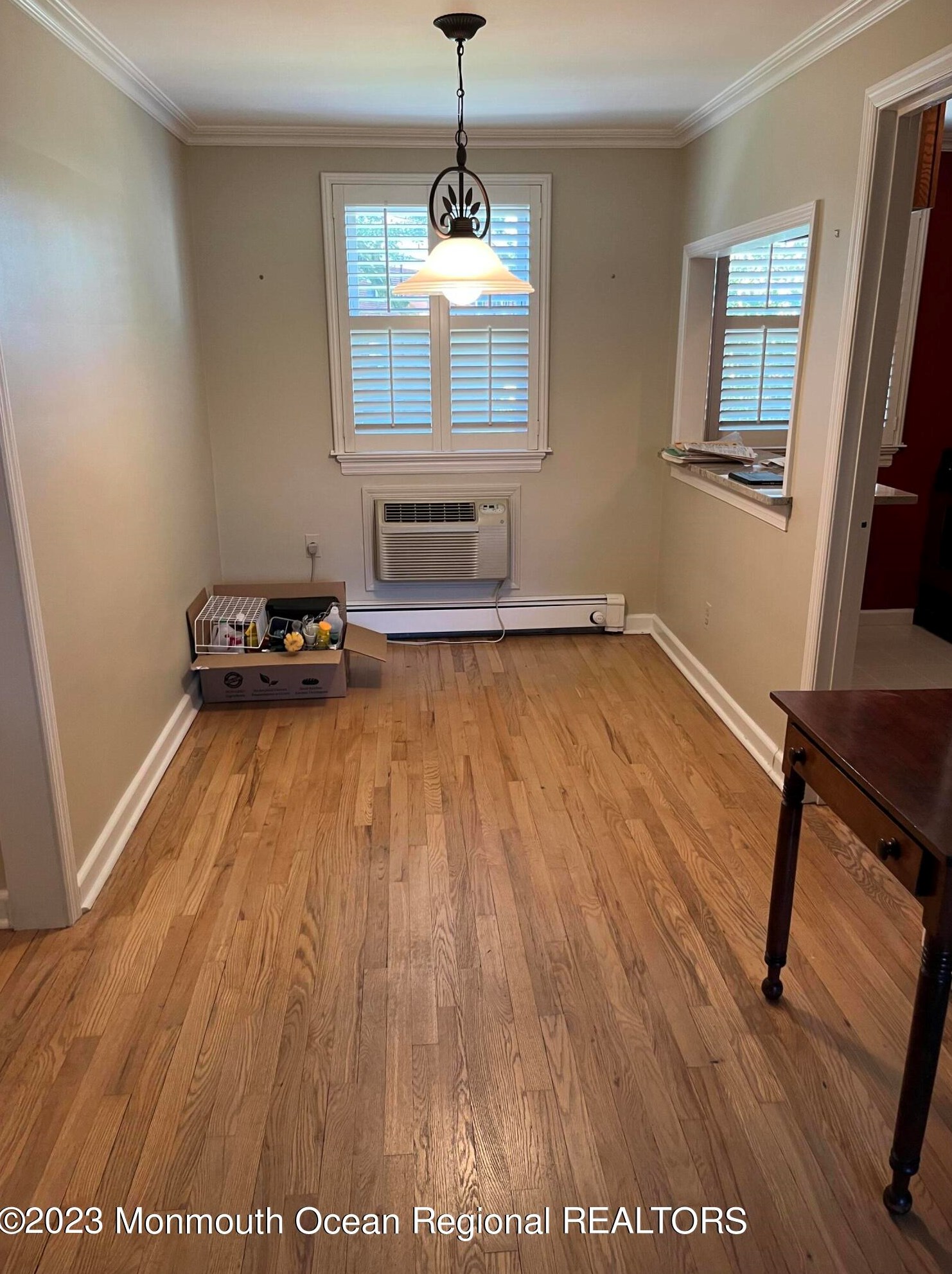 132 Manor Dr, Tinton Falls, NJ 07701