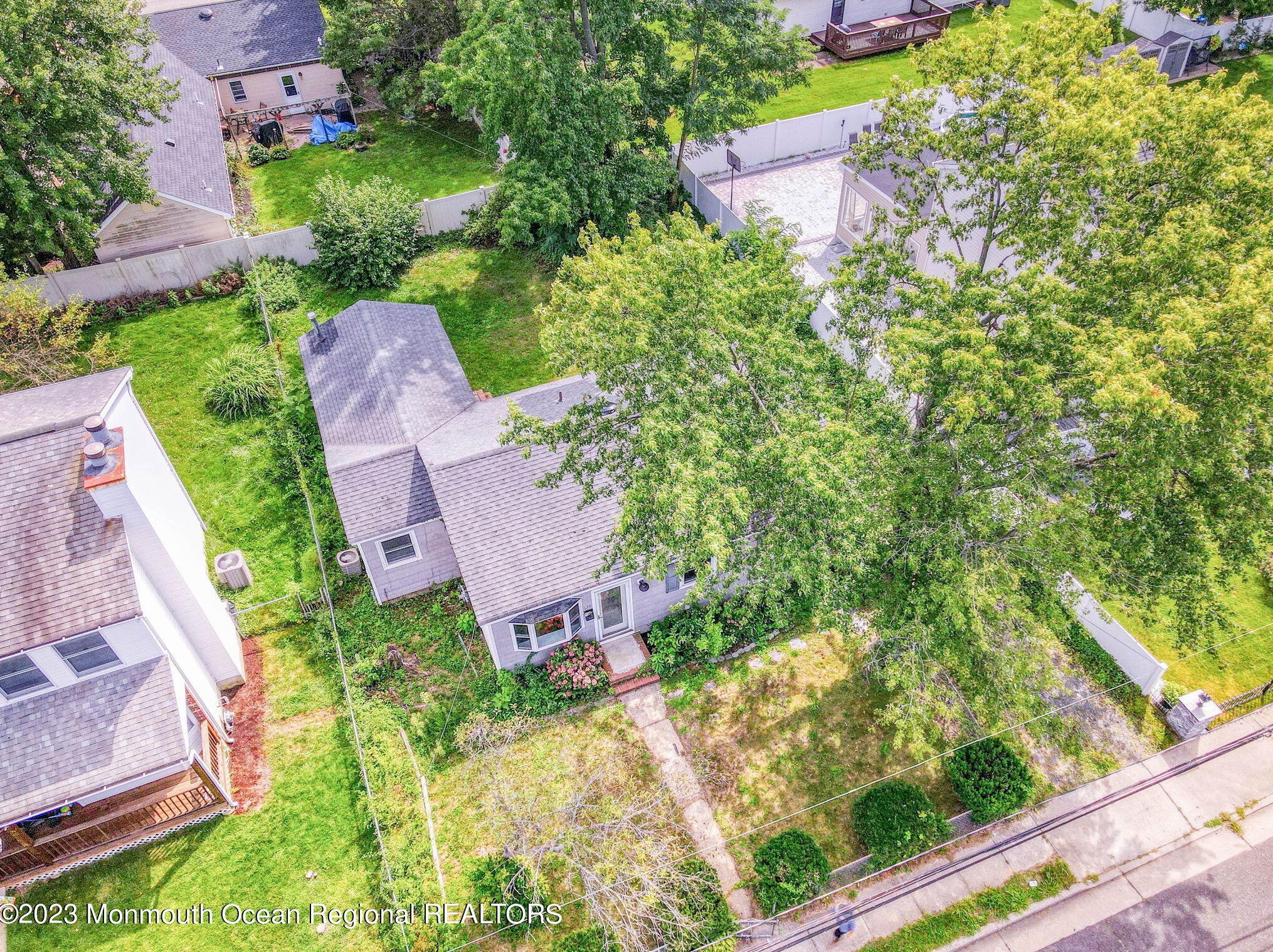 638 Morningside Ave, Keyport, NJ 07735