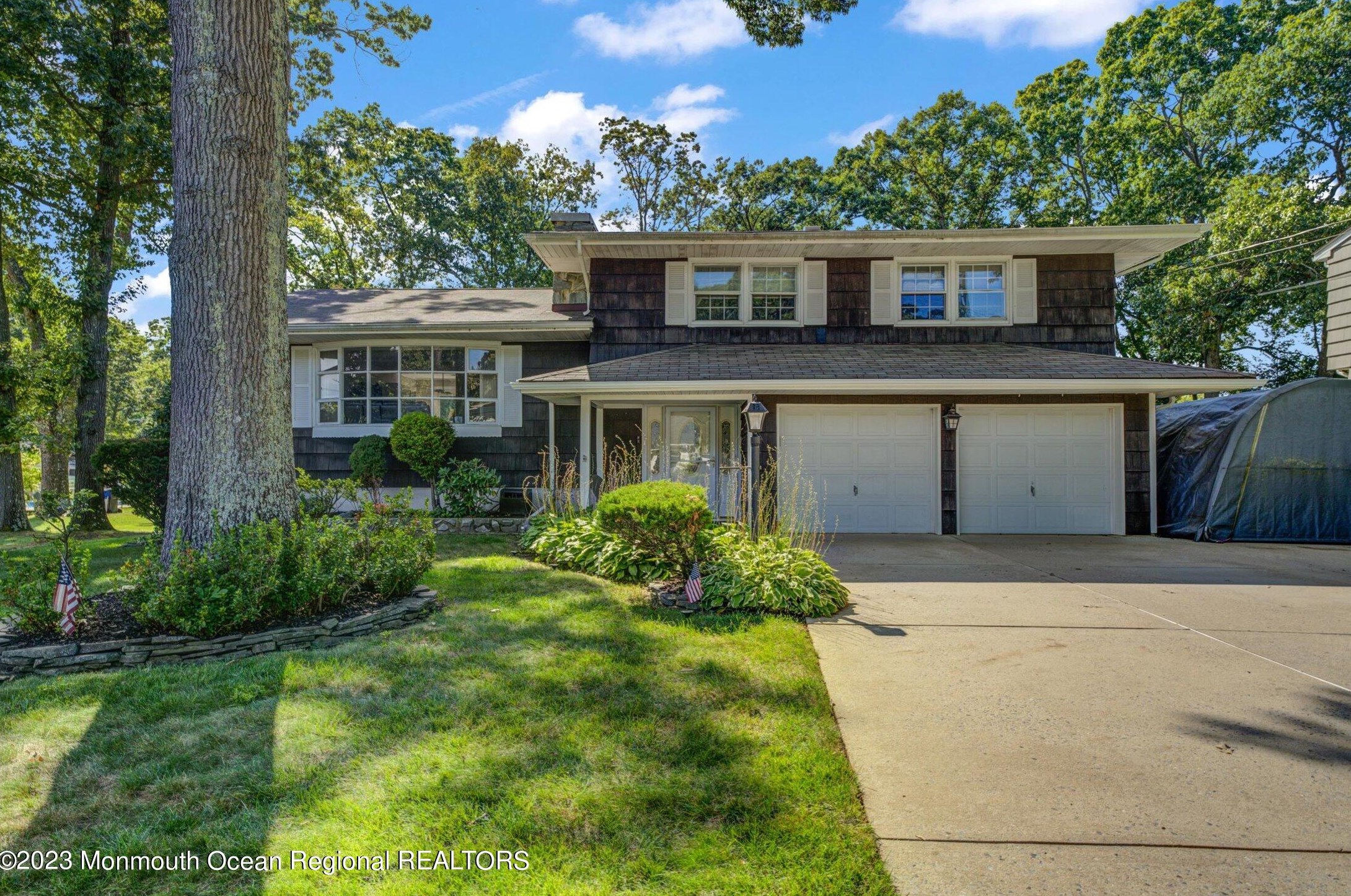 608 Hillside Dr, Toms River, NJ 08753-5529