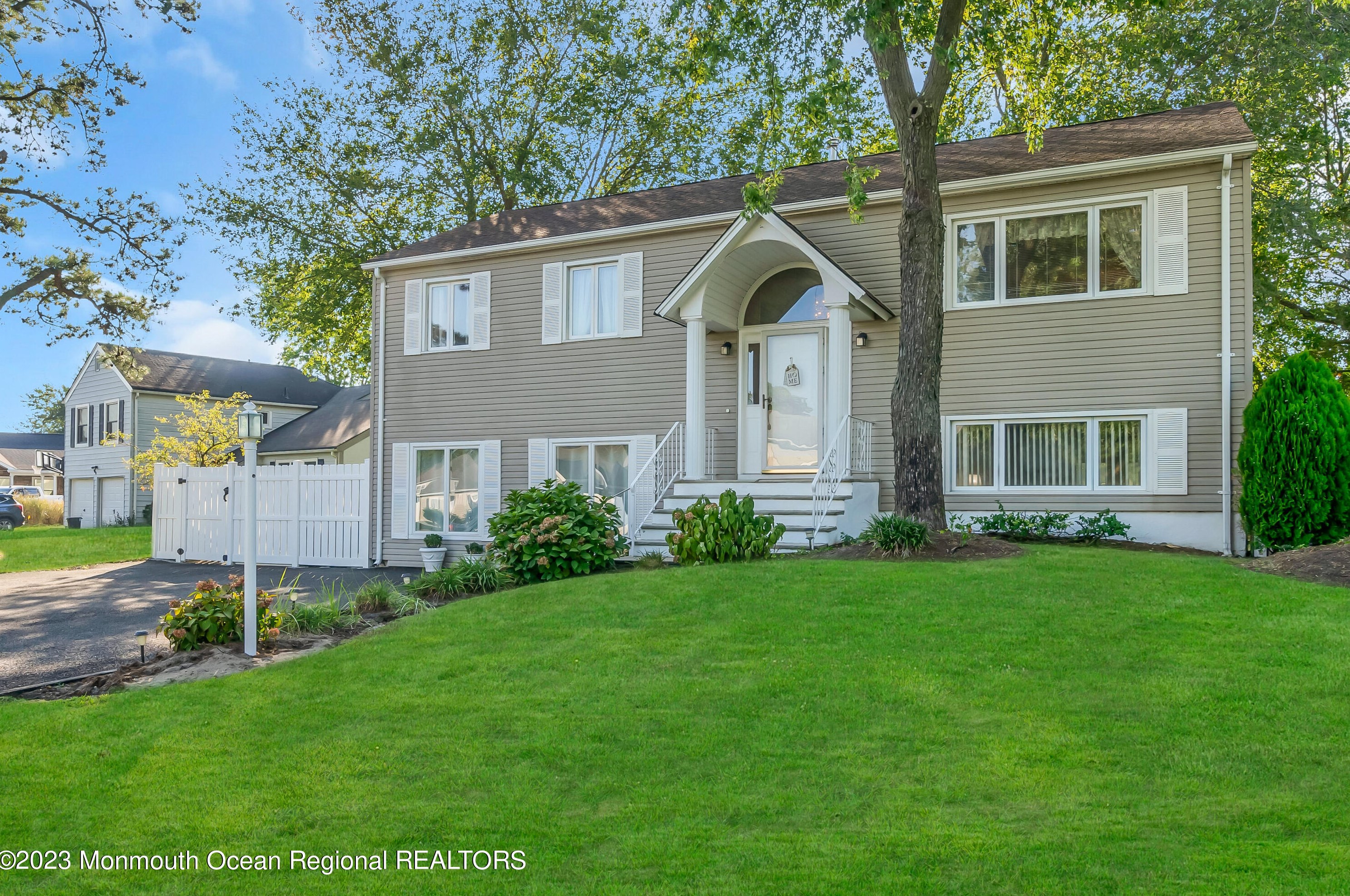 912 Cherry Cove Ct, Toms River, NJ 08753-7915