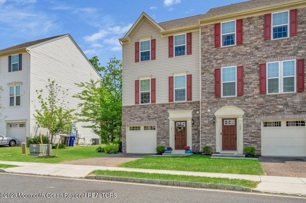 101 Susquehanna St, Toms River, NJ 08755