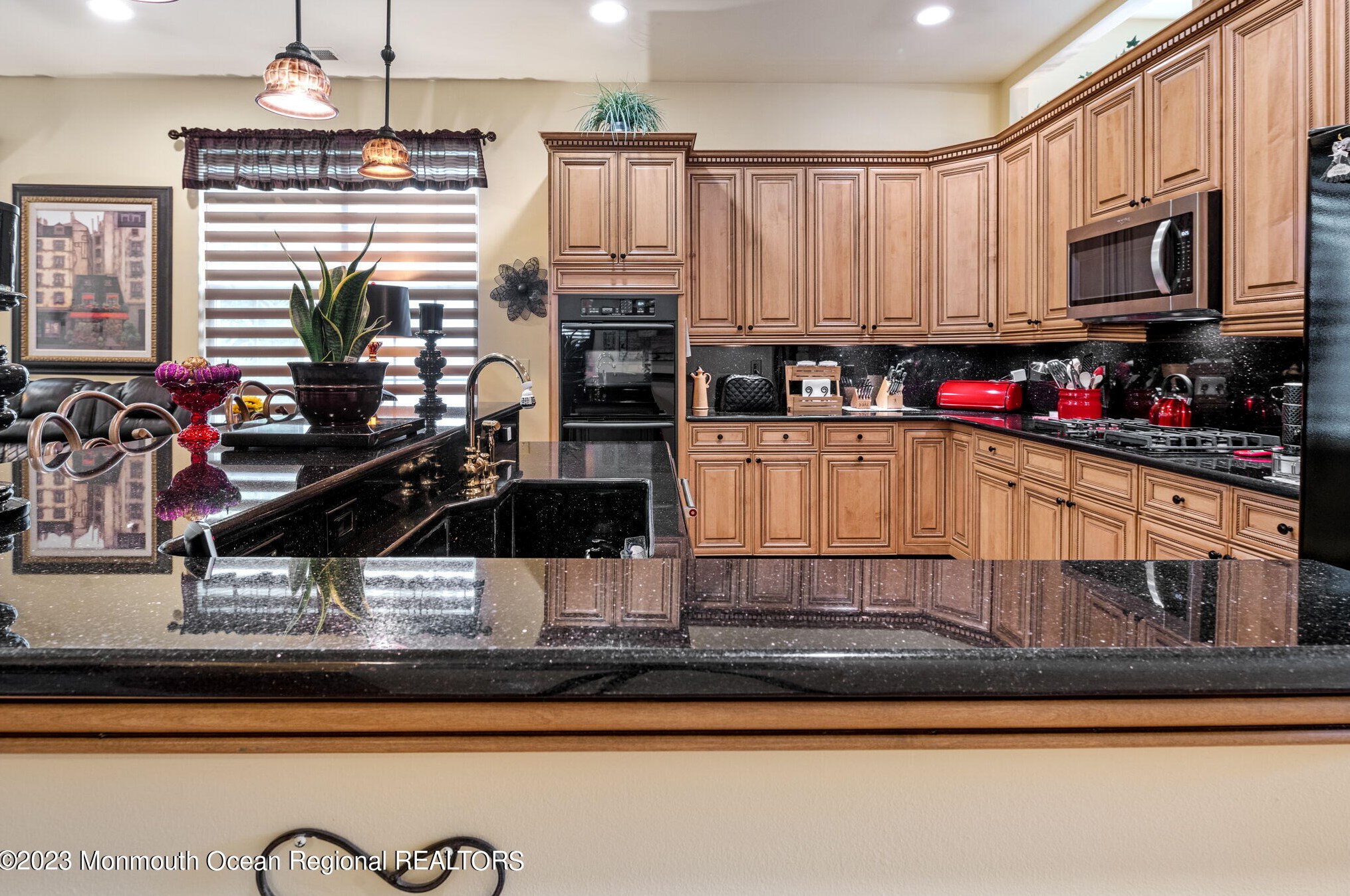 40 Pond Vw Cir, Barnegat Township NJ 08005-5622 exterior