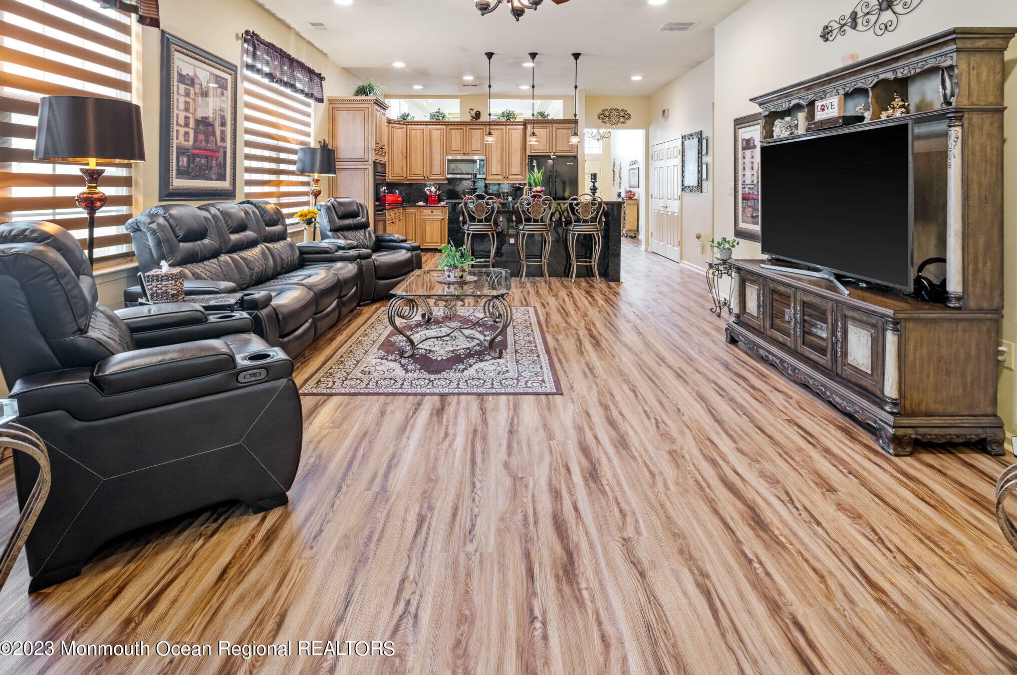 40 Pond Vw Cir, Barnegat Township NJ 08005-5622 exterior