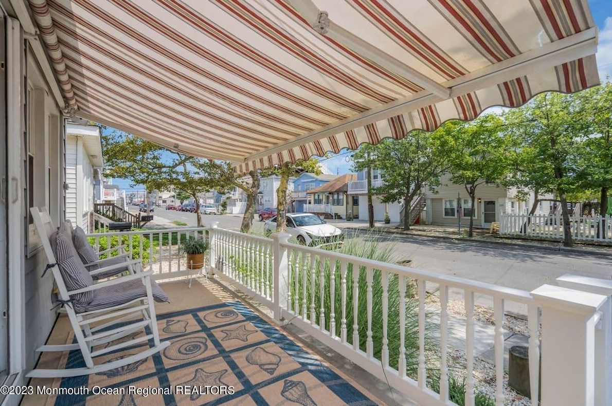 224 Dupont Ave, Pelican Island, NJ 08751