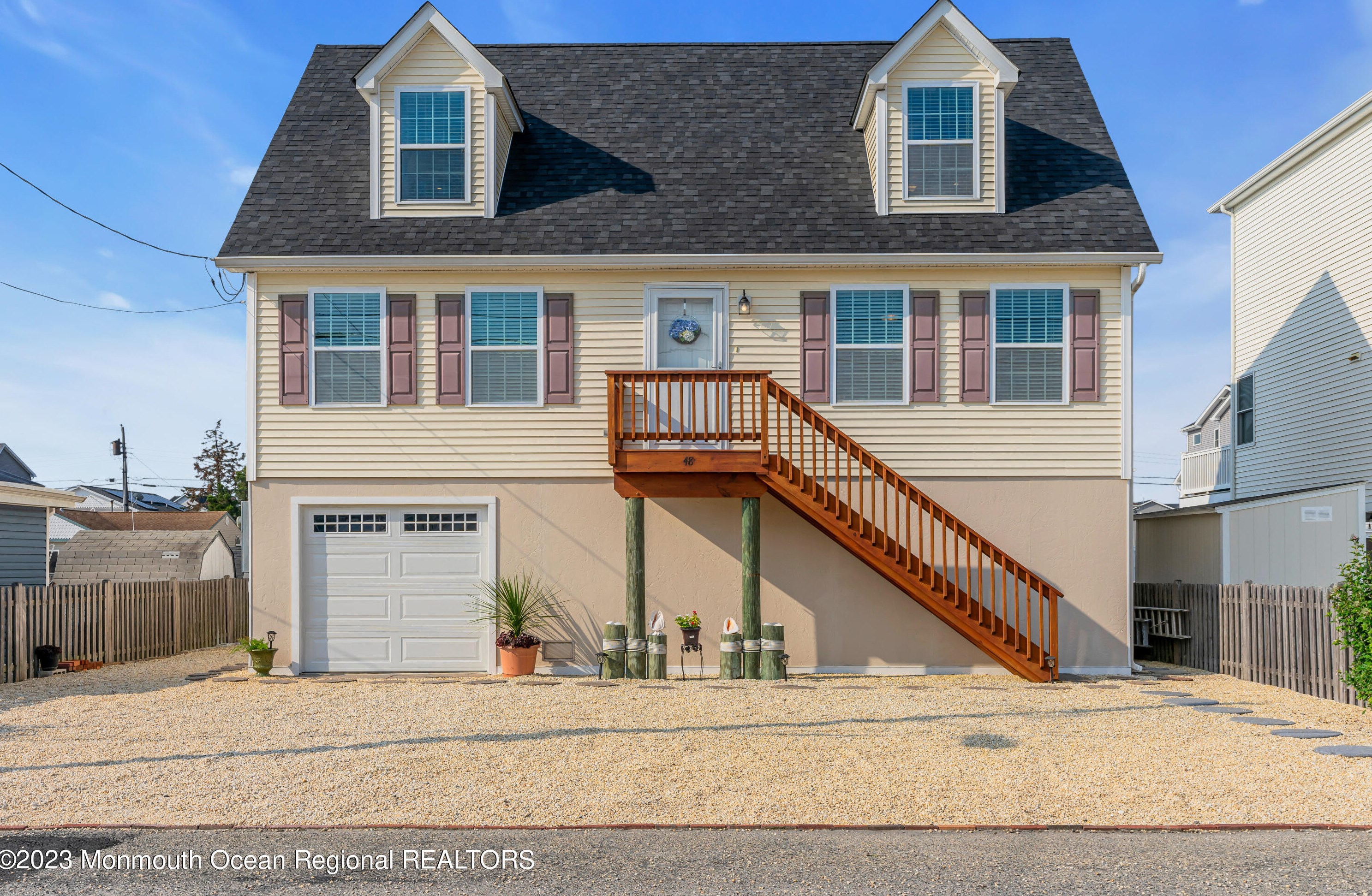 48 Glenn Dr, Cedar Bonnet Island, NJ 08050