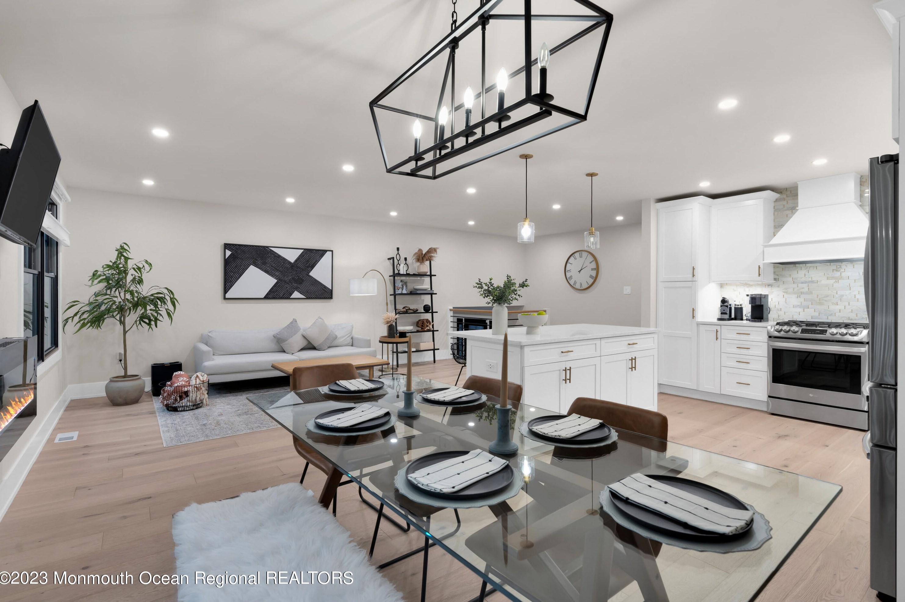 13 James Hollow Ct, Wall Township NJ  07731-1659 exterior