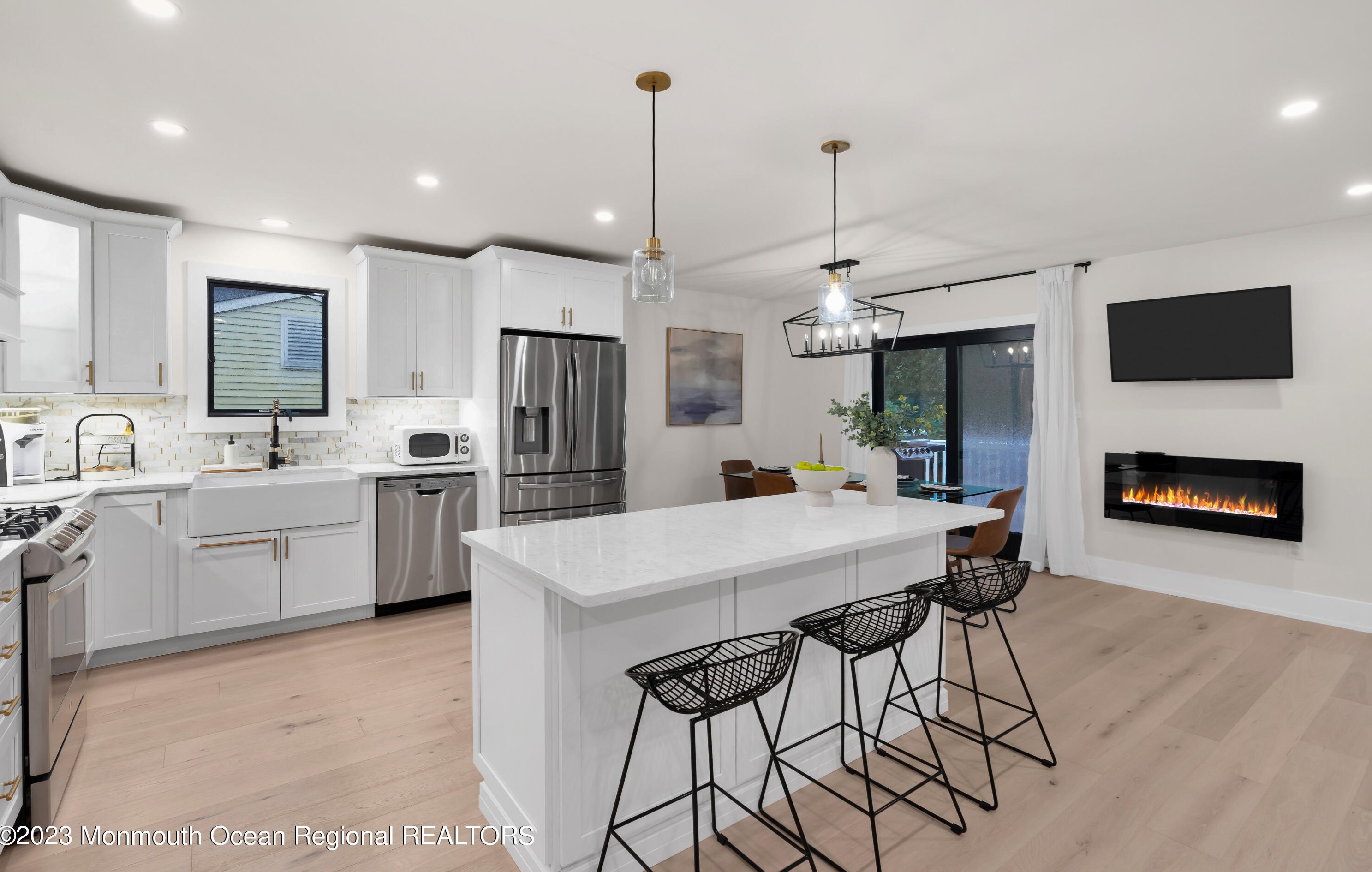 13 James Hollow Ct, Wall Township NJ  07731-1659 exterior