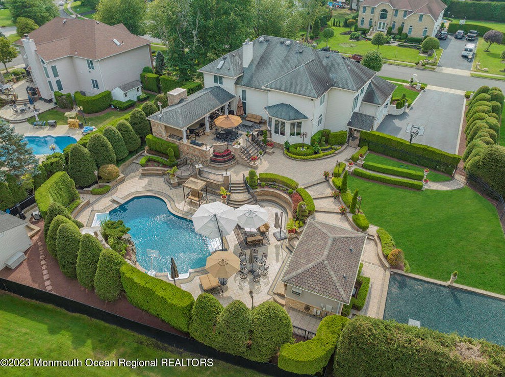 2 Beena Way, Millstone Township, NJ 07726-4329