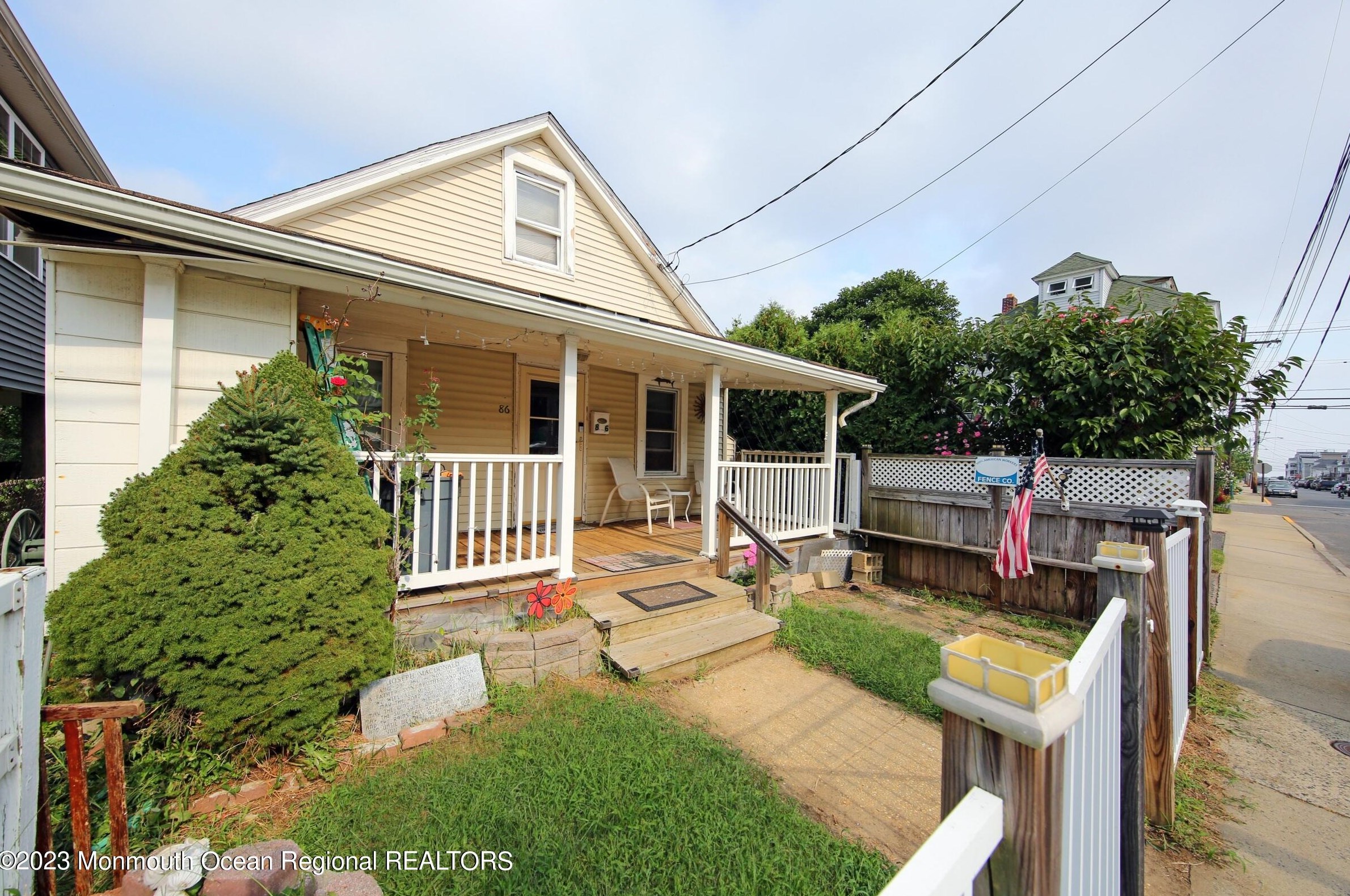 86 Sea Drift Ave, Monmouth Hills, NJ 07732