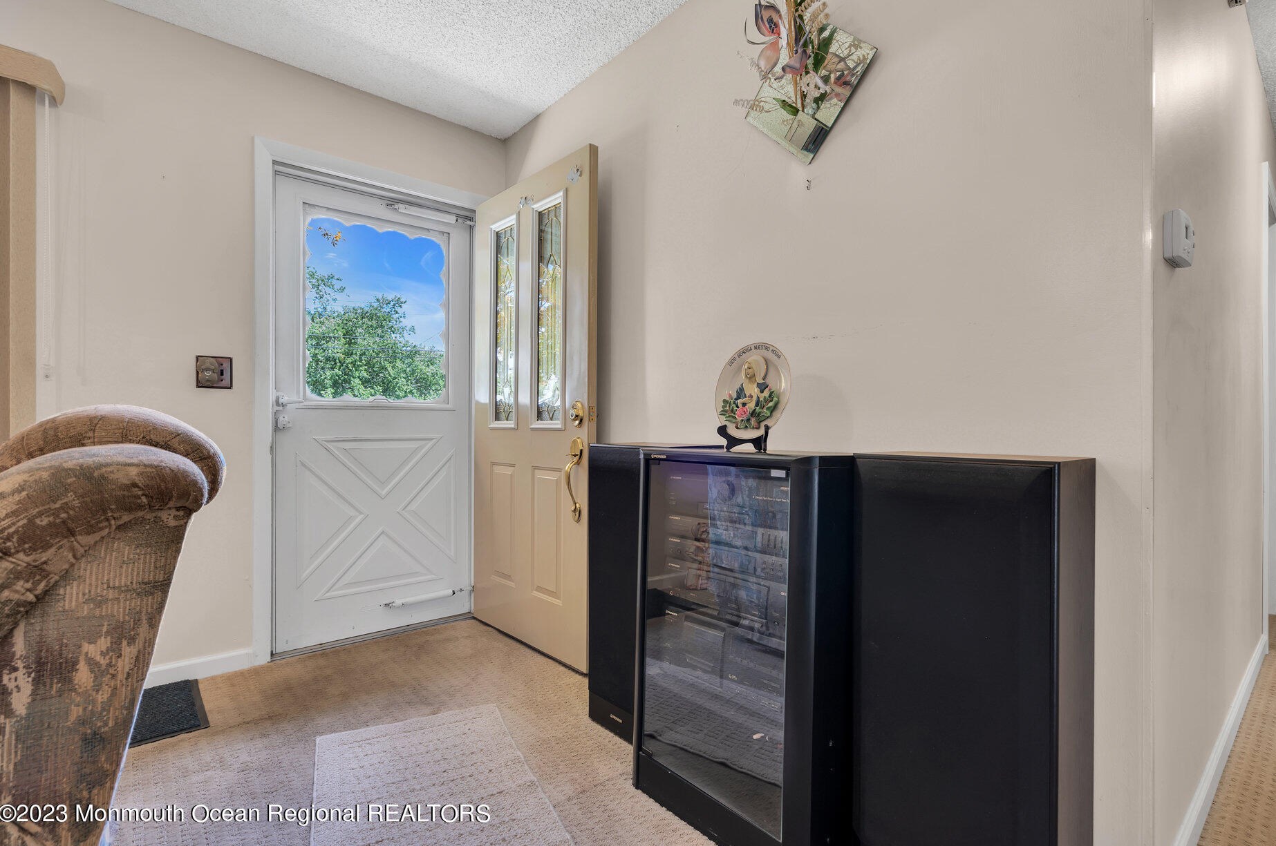17 Colgate Dr, Toms River, NJ 08757-5558