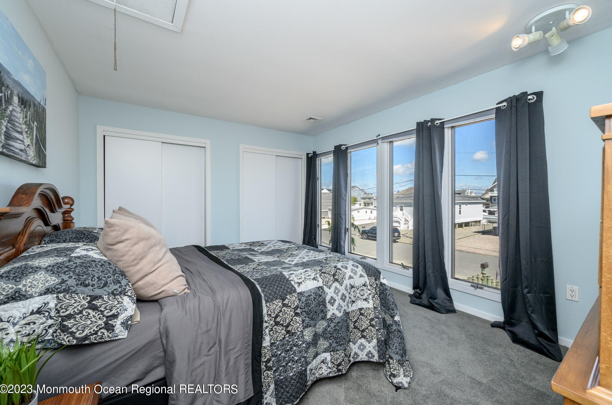 1861 Starboard Ct, Toms River NJ  08753-3122 exterior