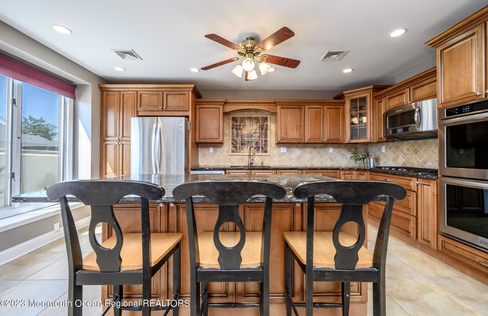 1861 Starboard Ct, Toms River NJ  08753-3122 exterior