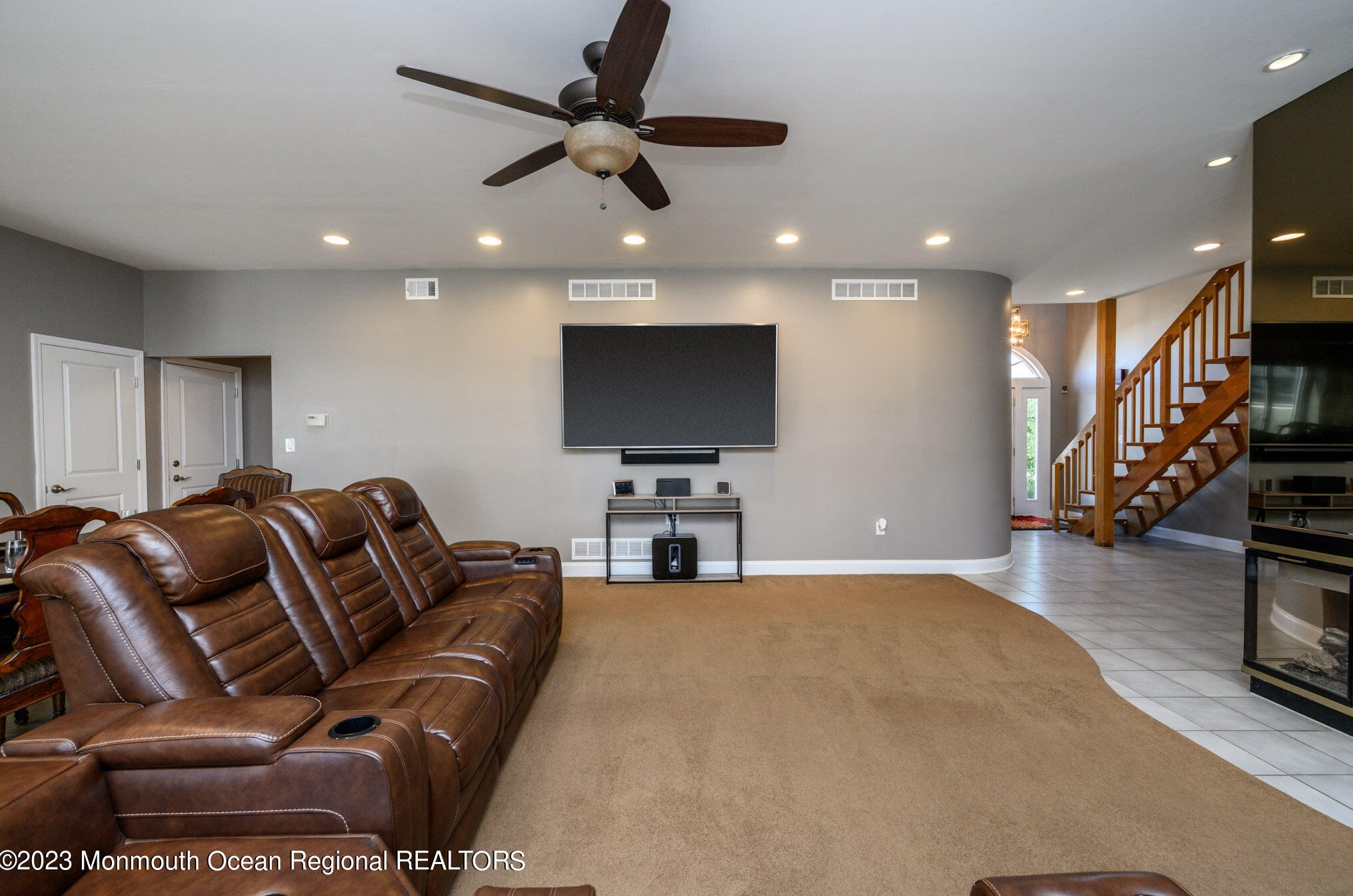 1861 Starboard Ct, Toms River NJ  08753-3122 exterior