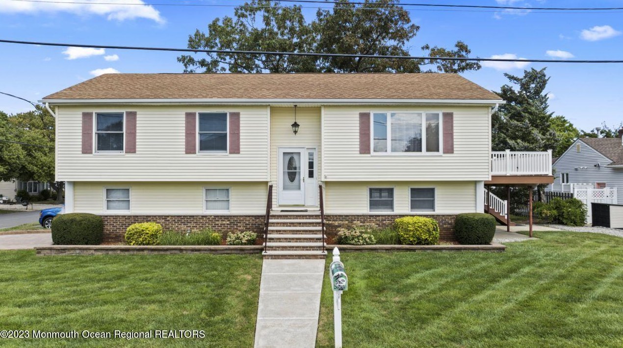 1825 Beach Blvd, Point Pleasant Beach, NJ 08742-5218