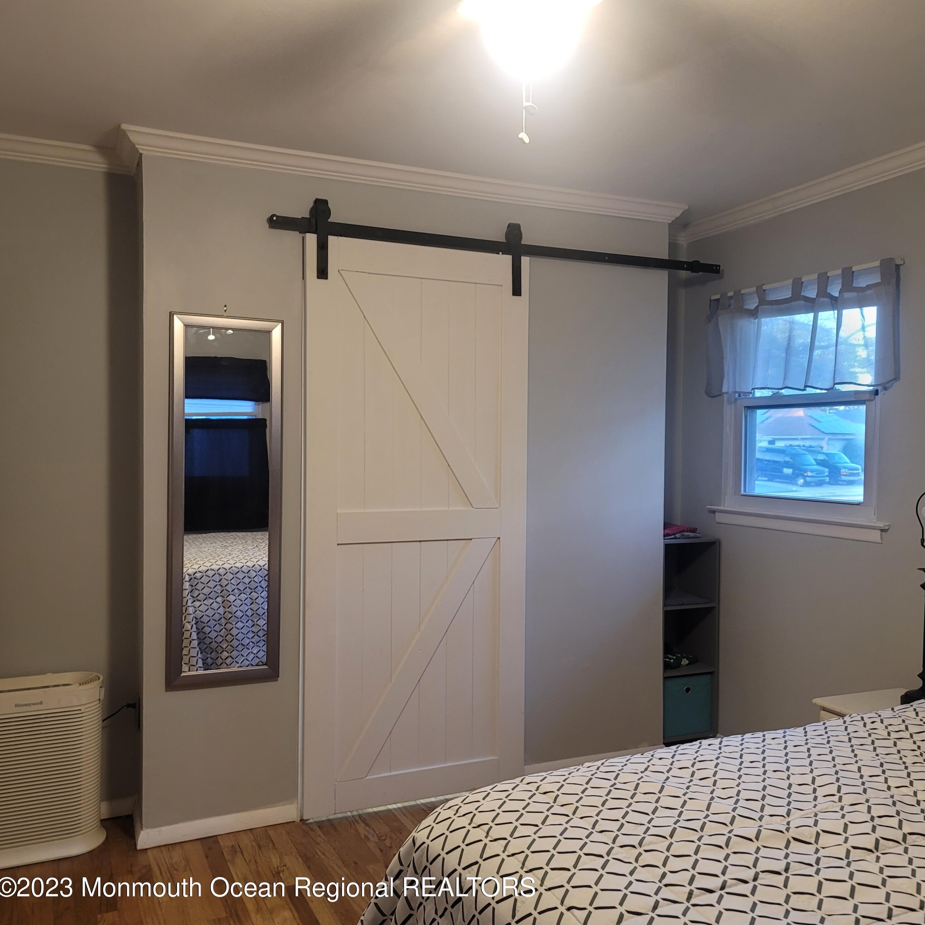 1897 Hovsons Blvd, Toms River NJ  08753-1516 exterior