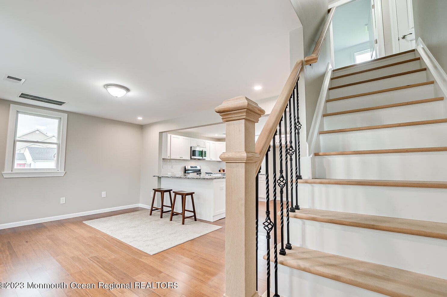 63 Irving Pl, Belford NJ  07718-1535 exterior