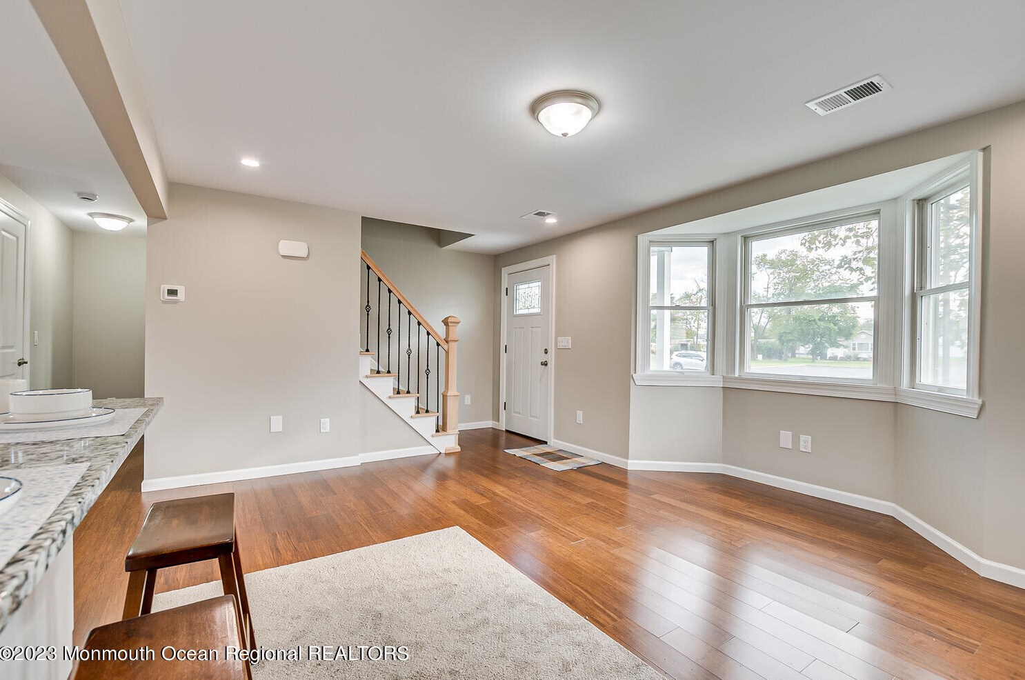 63 Irving Pl, Belford, NJ 07718