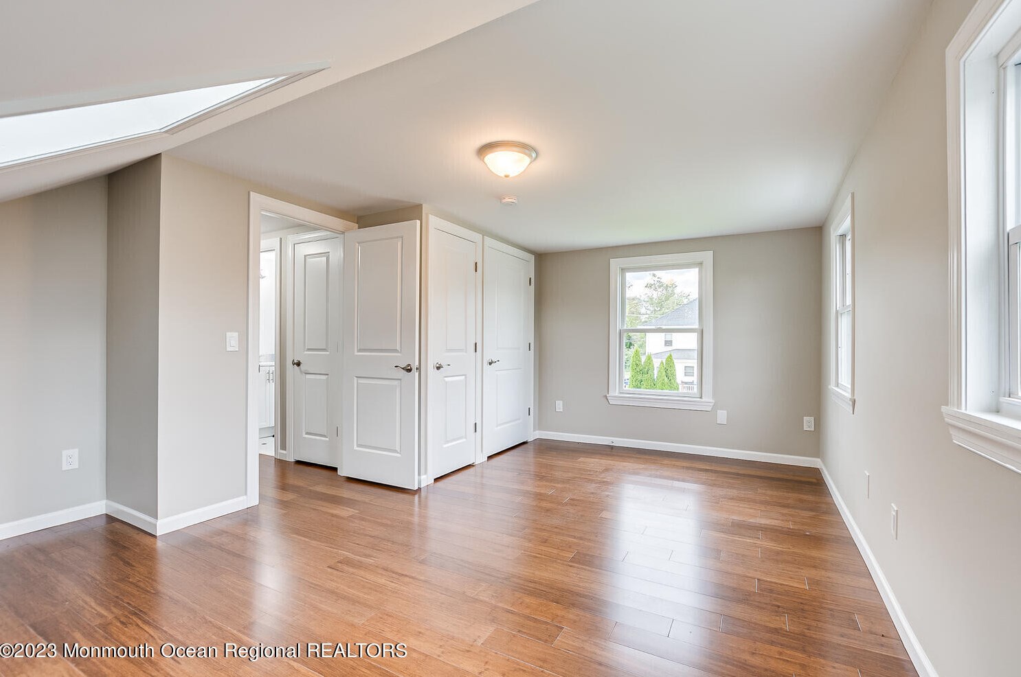 63 Irving Pl, Belford NJ  07718-1535 exterior