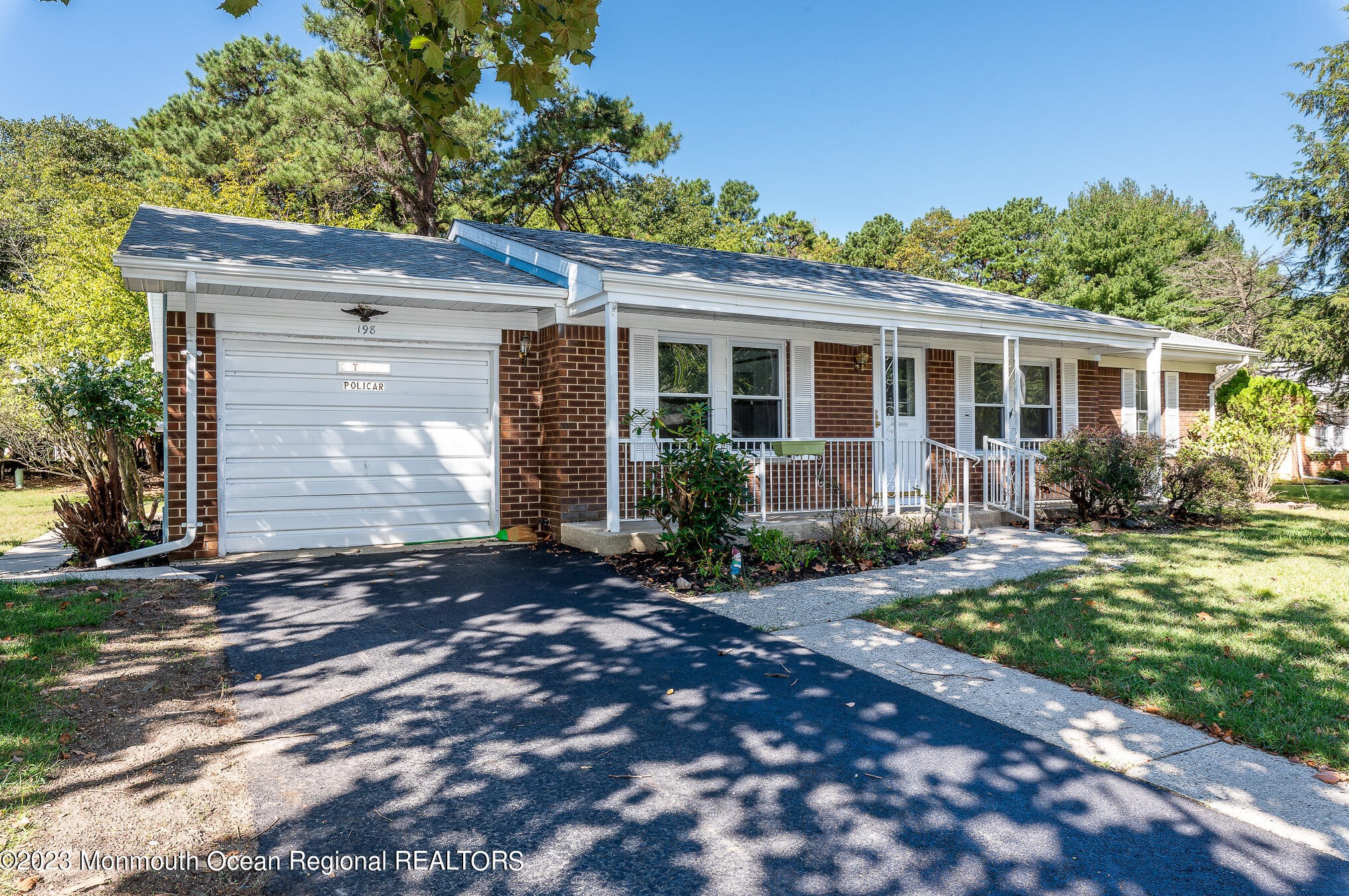 198 Constitution Blvd, Lakehurst, NJ 08759
