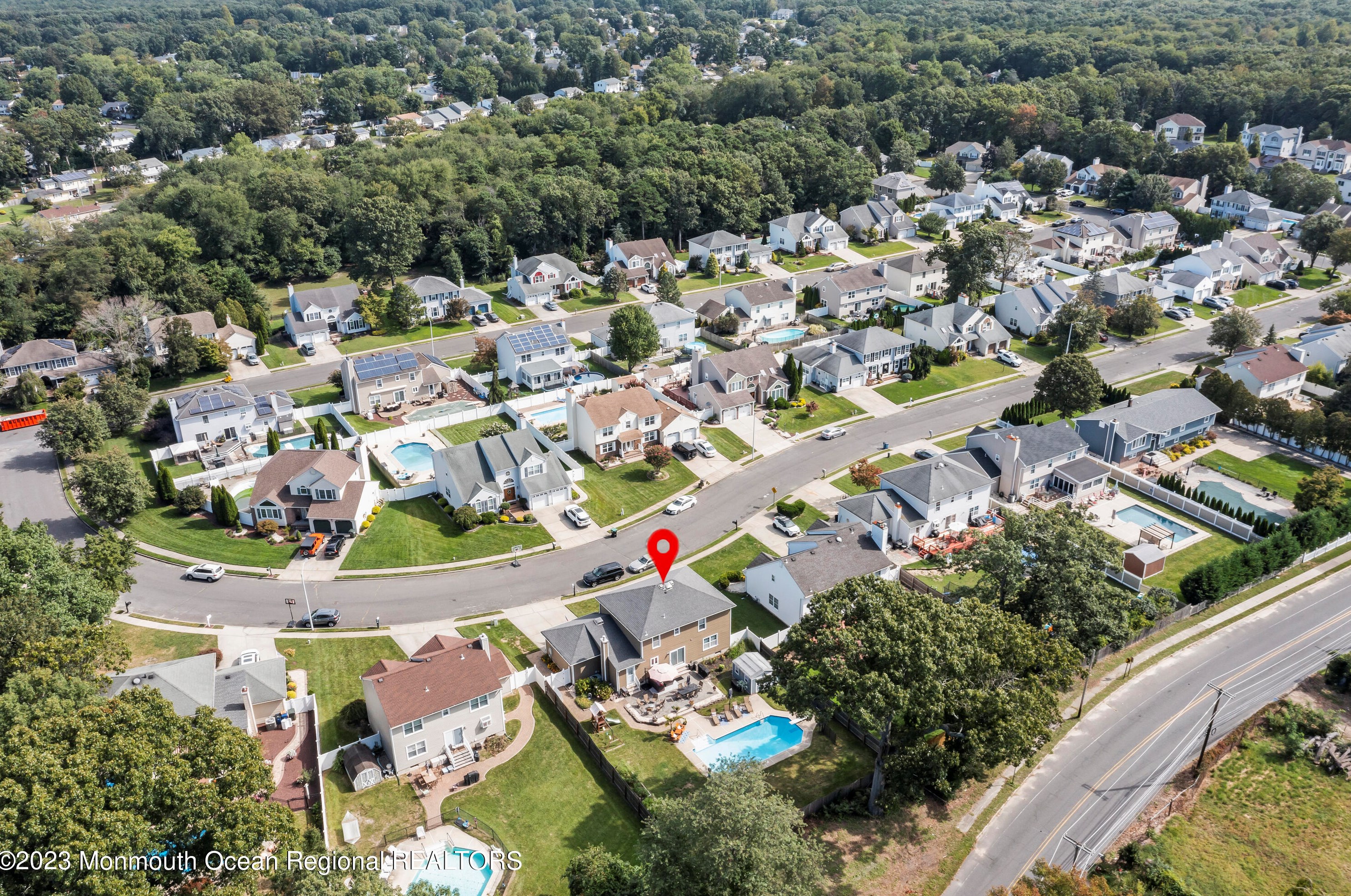 19 Melissa Ln, Wall Township NJ  07731-2371 exterior