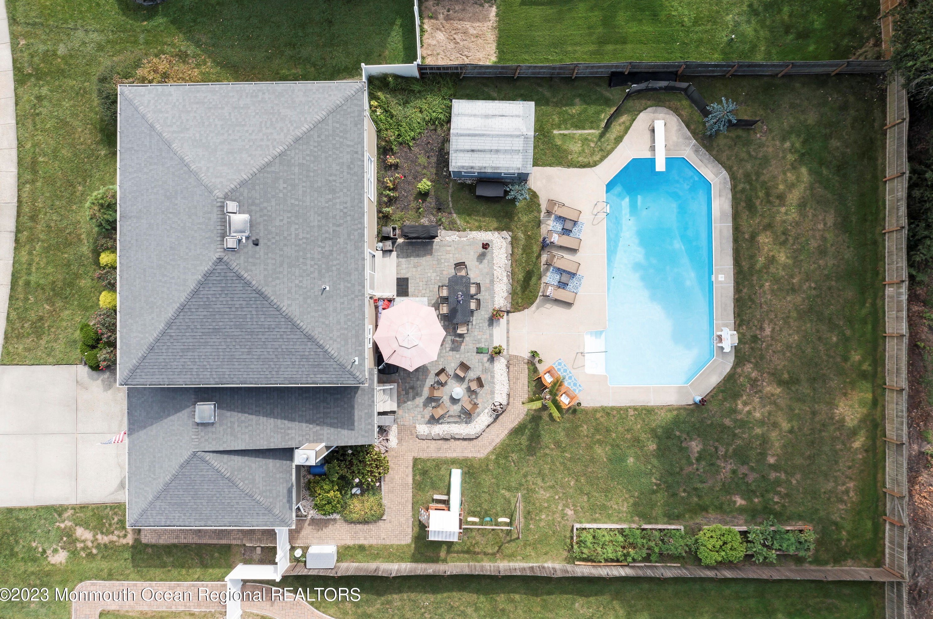 19 Melissa Ln, Wall Township NJ  07731-2371 exterior