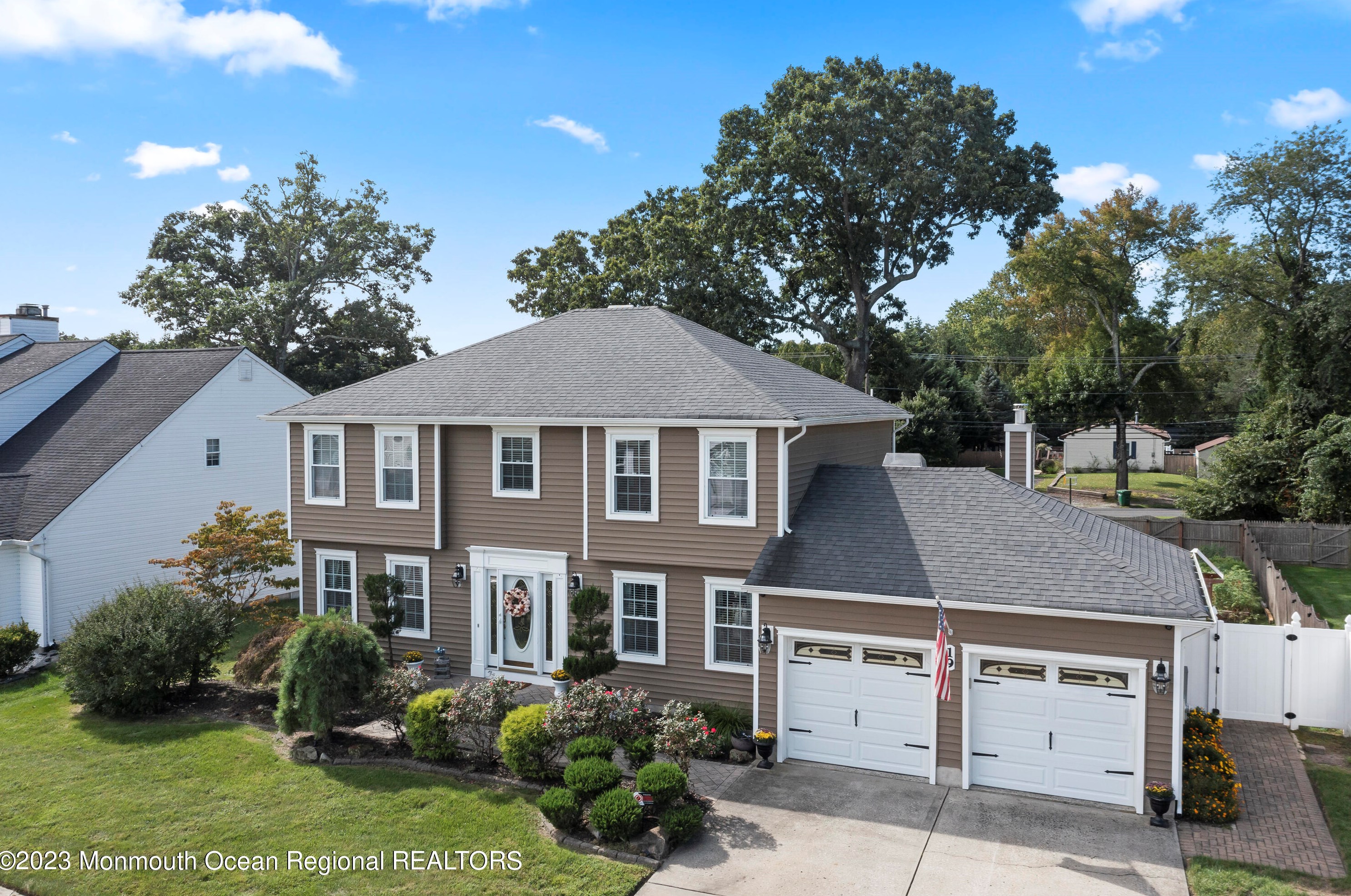 19 Melissa Ln, Wall Township, NJ 07731-2371