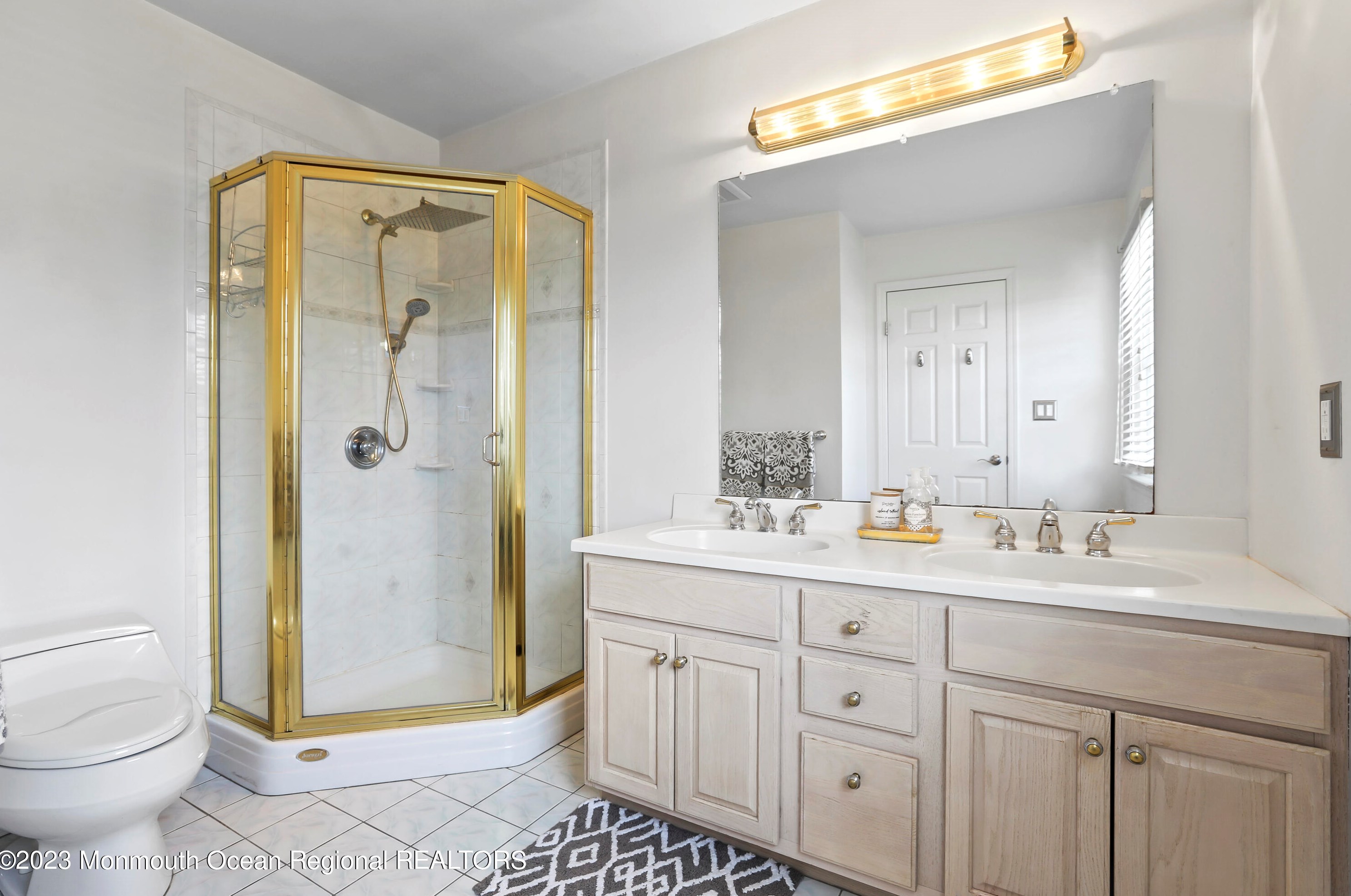 19 Melissa Ln, Wall Township NJ  07731-2371 exterior