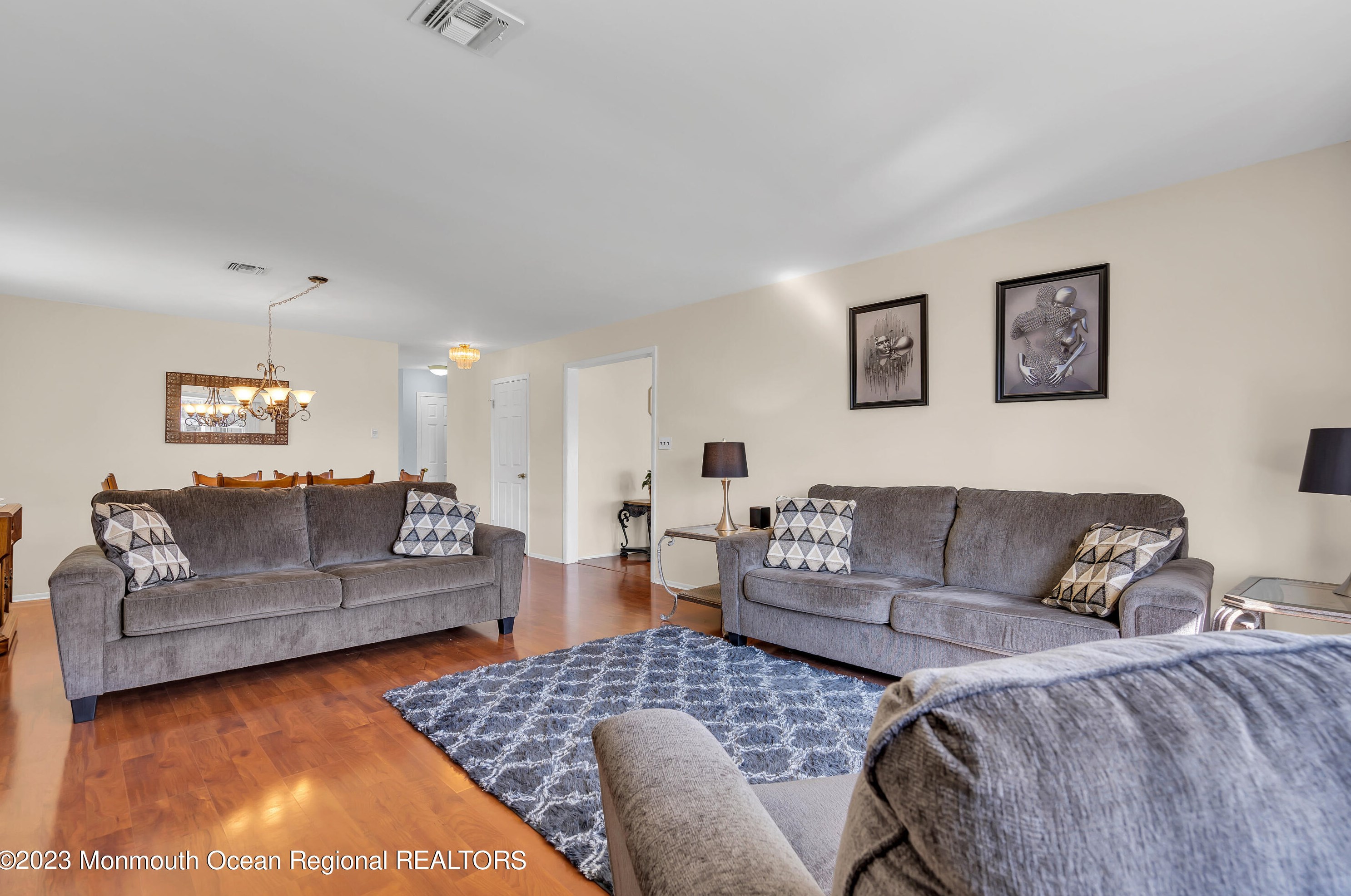 182 Ft De France Ave, Toms River NJ  08757-4434 exterior