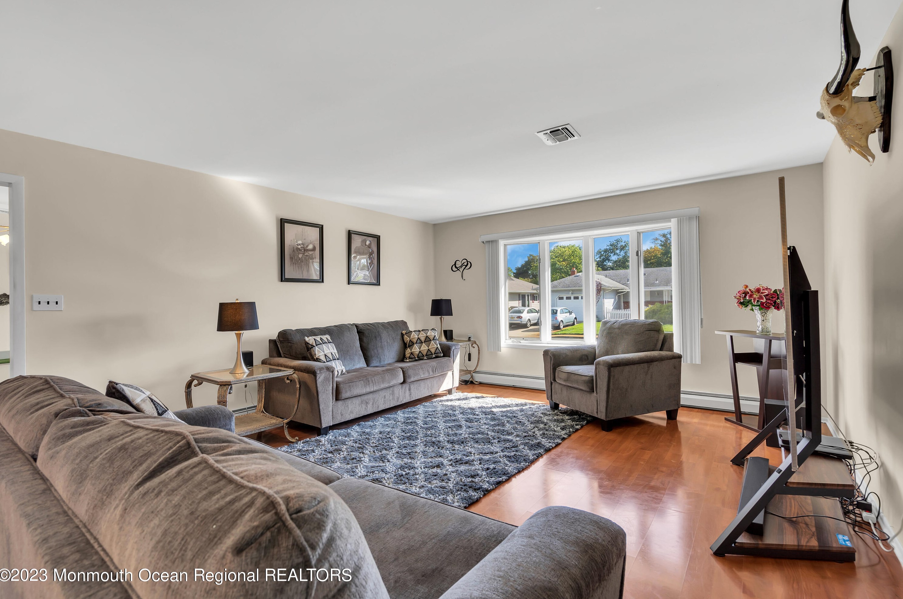 182 Ft De France Ave, Toms River NJ  08757-4434 exterior