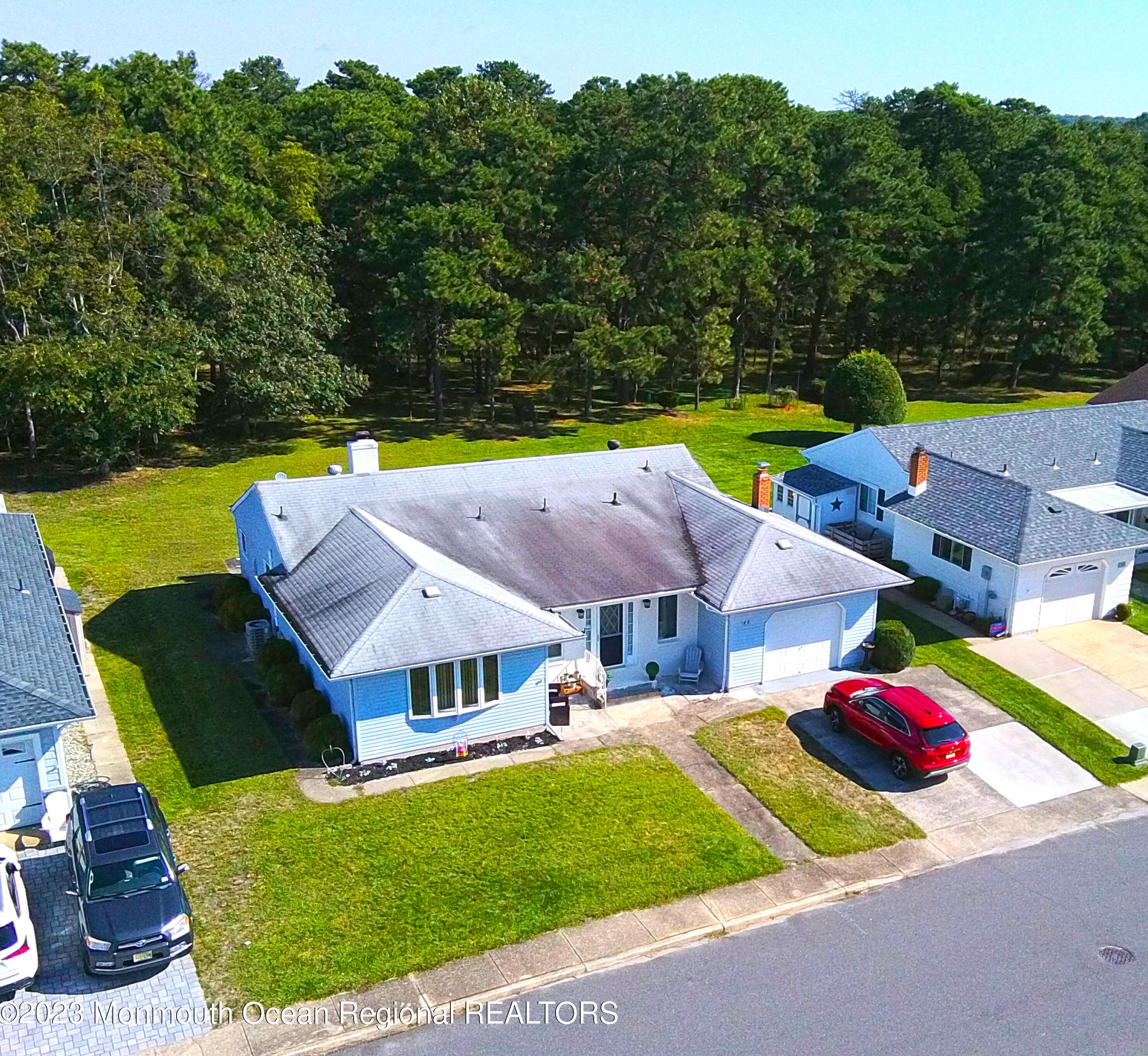 182 Fort De France Ave, Toms River NJ  08757-4254 exterior
