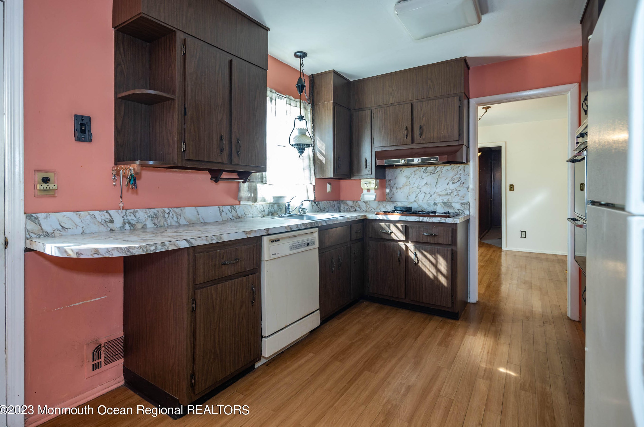 8 Deborah Pl, Oakhurst NJ 07755-1231 exterior