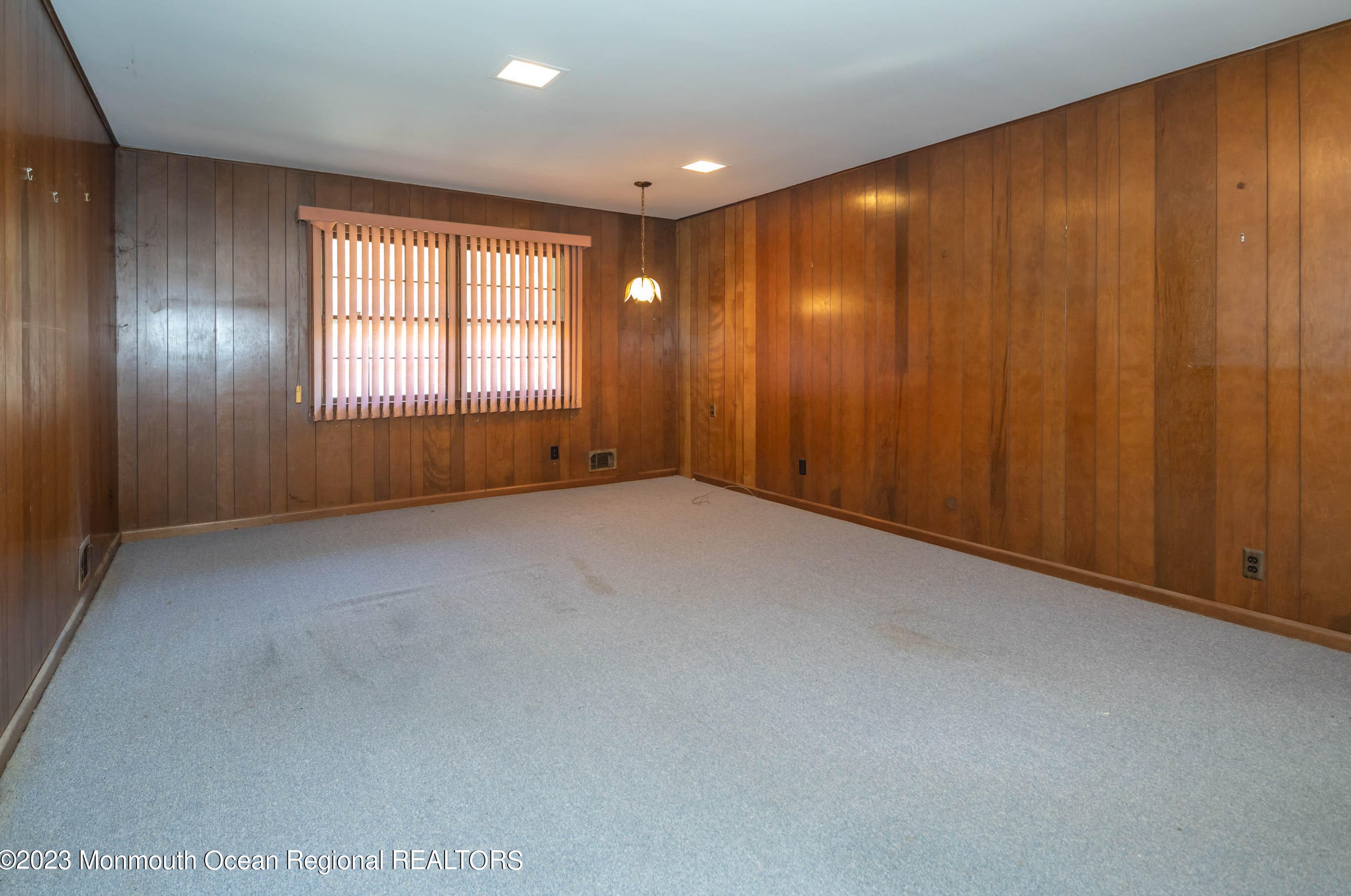 8 Deborah Pl, Oakhurst NJ 07755-1231 exterior