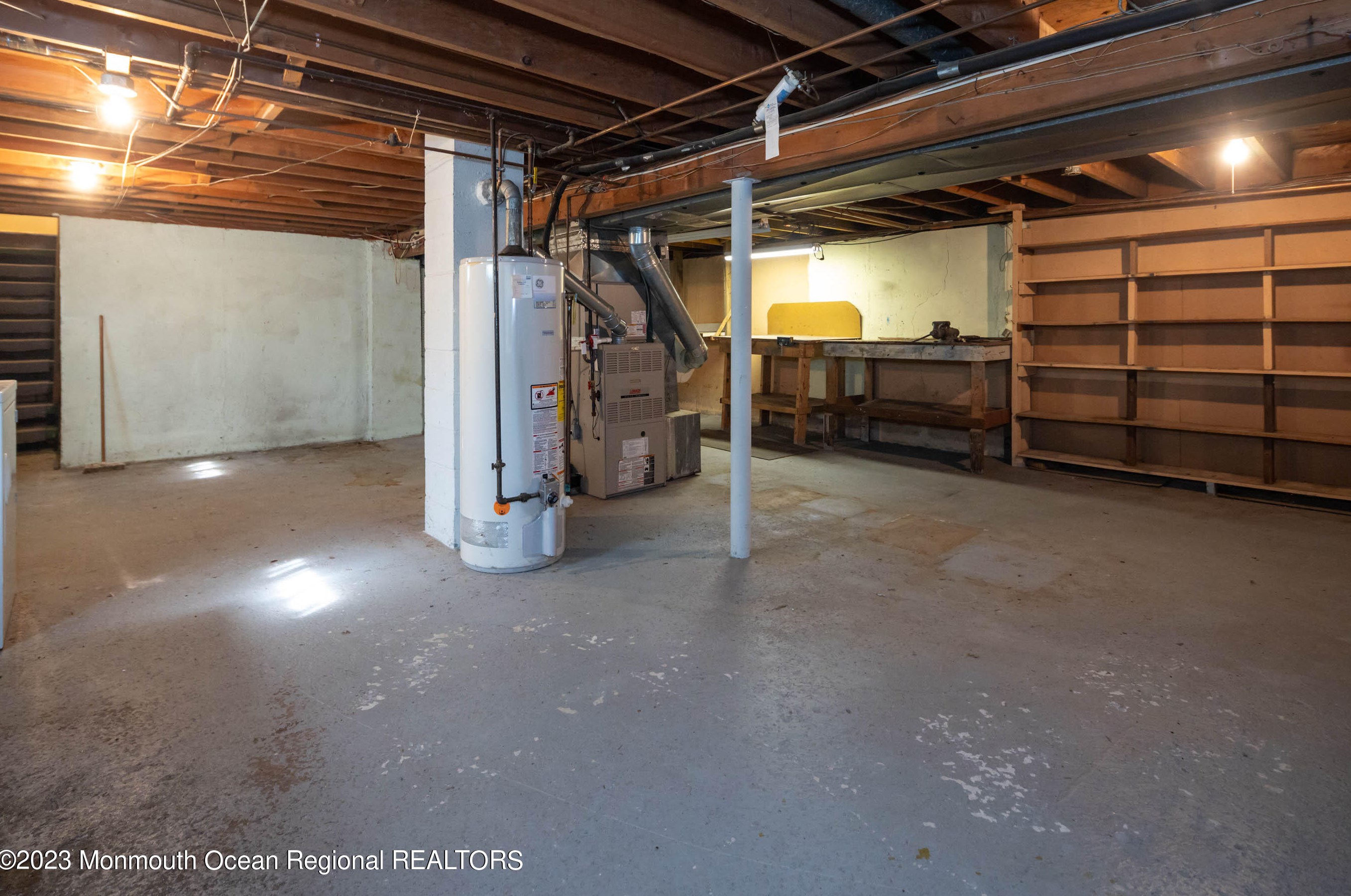 8 Deborah Pl, Oakhurst NJ 07755-1231 exterior