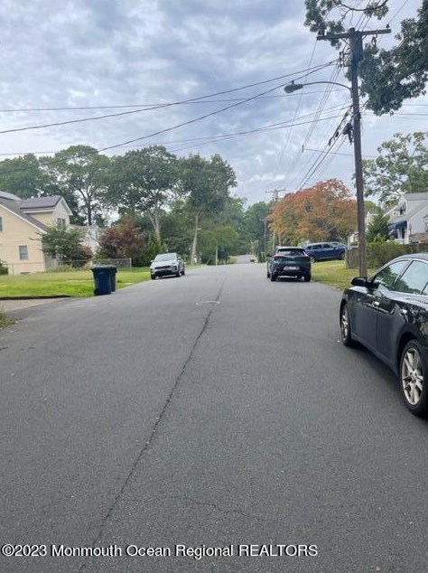 239 Highwood Rd, Oakhurst, NJ 07755