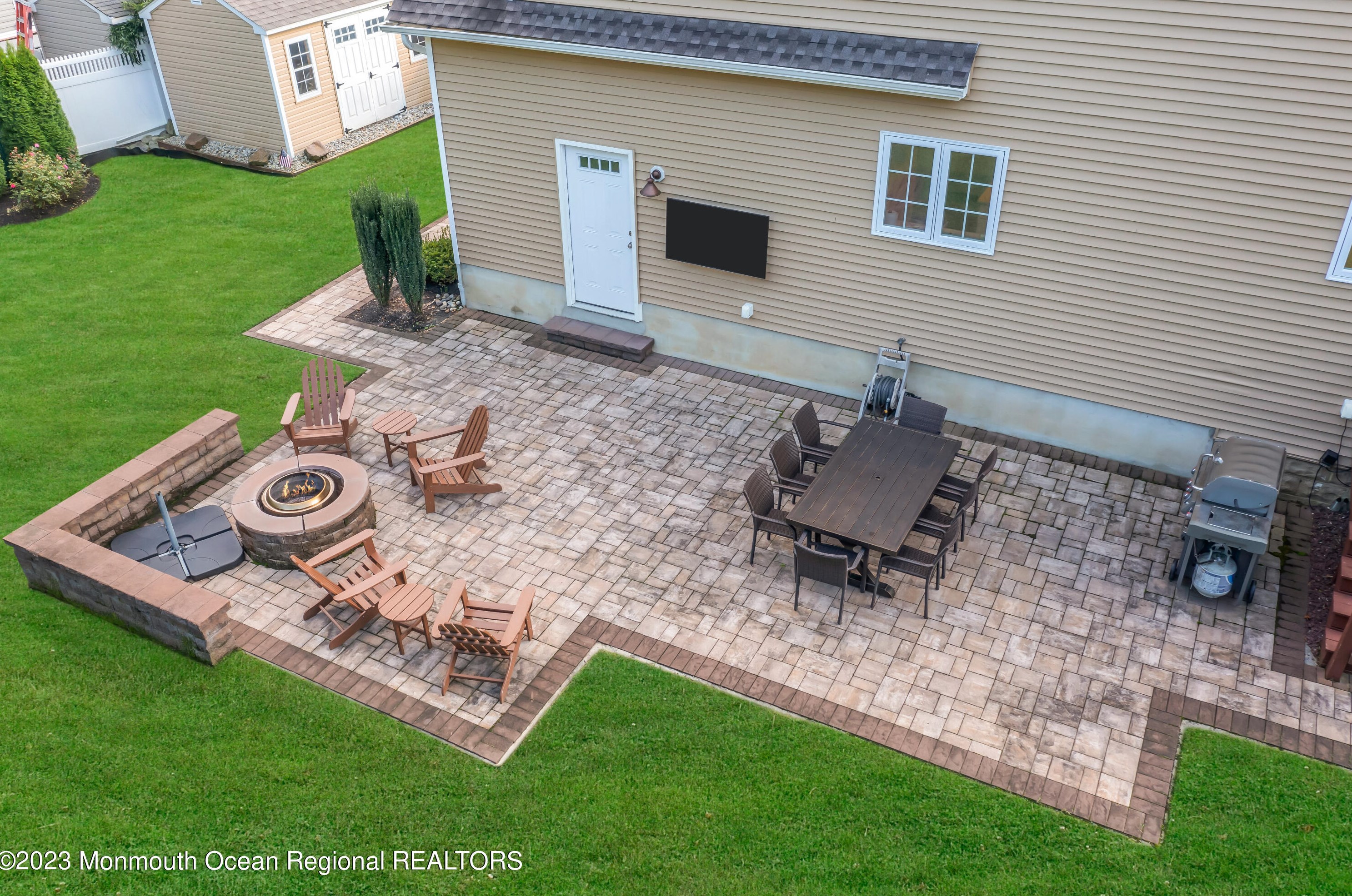 127 Washington Ave, Matawan NJ 07747-2921 exterior