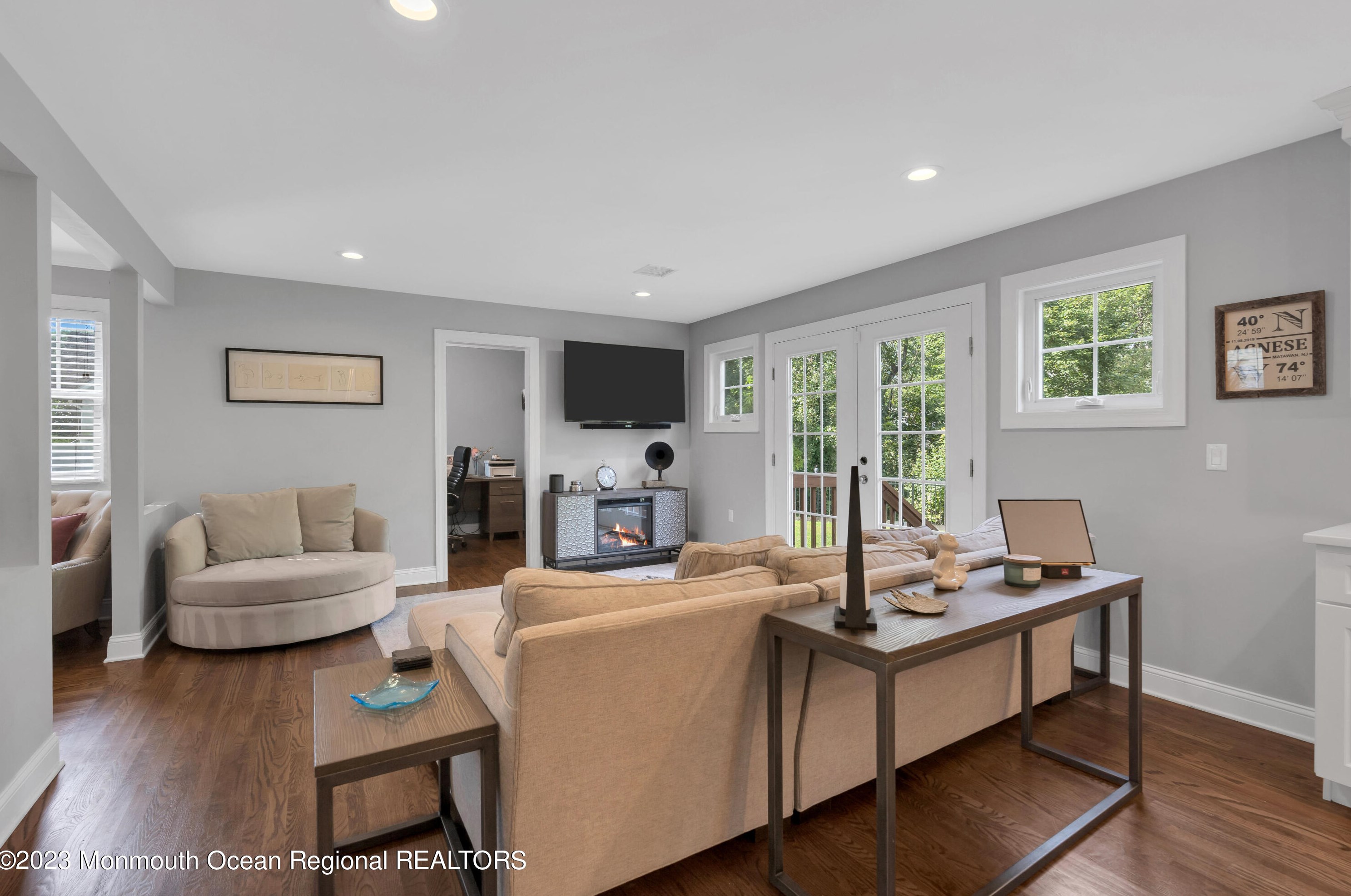 127 Washington Ave, Matawan NJ 07747-2921 exterior