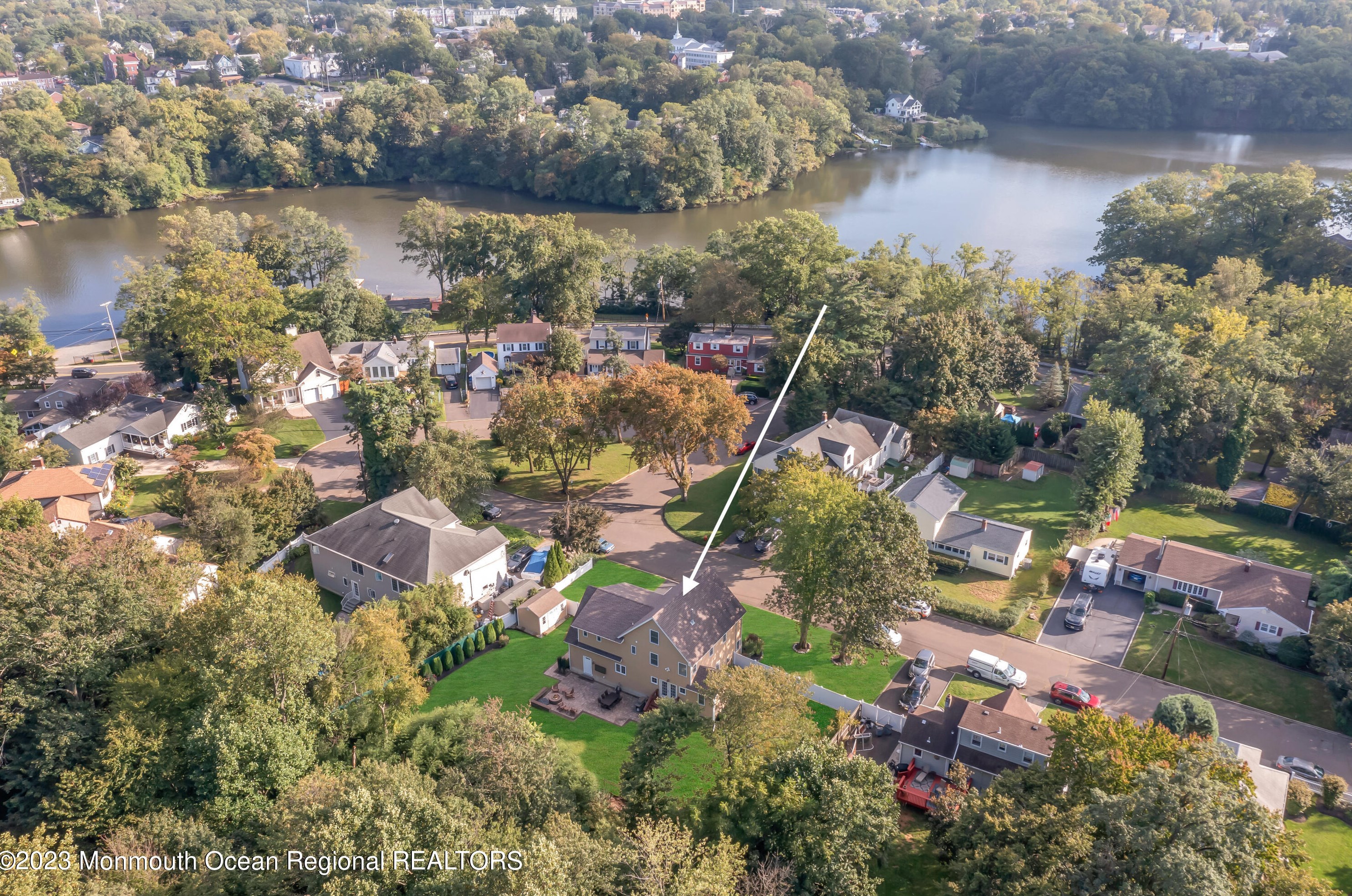 127 Washington Ave, Matawan NJ 07747-2921 exterior